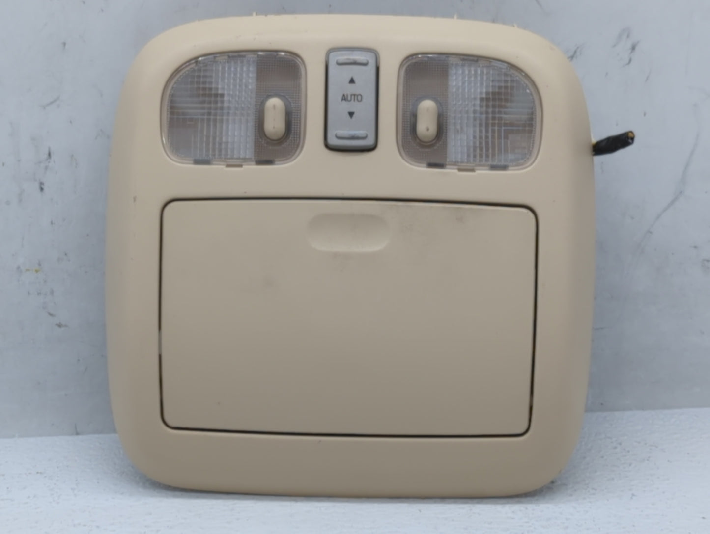 2007 Lincoln Mkz Overhead Roof Console - Oemusedautoparts1.com