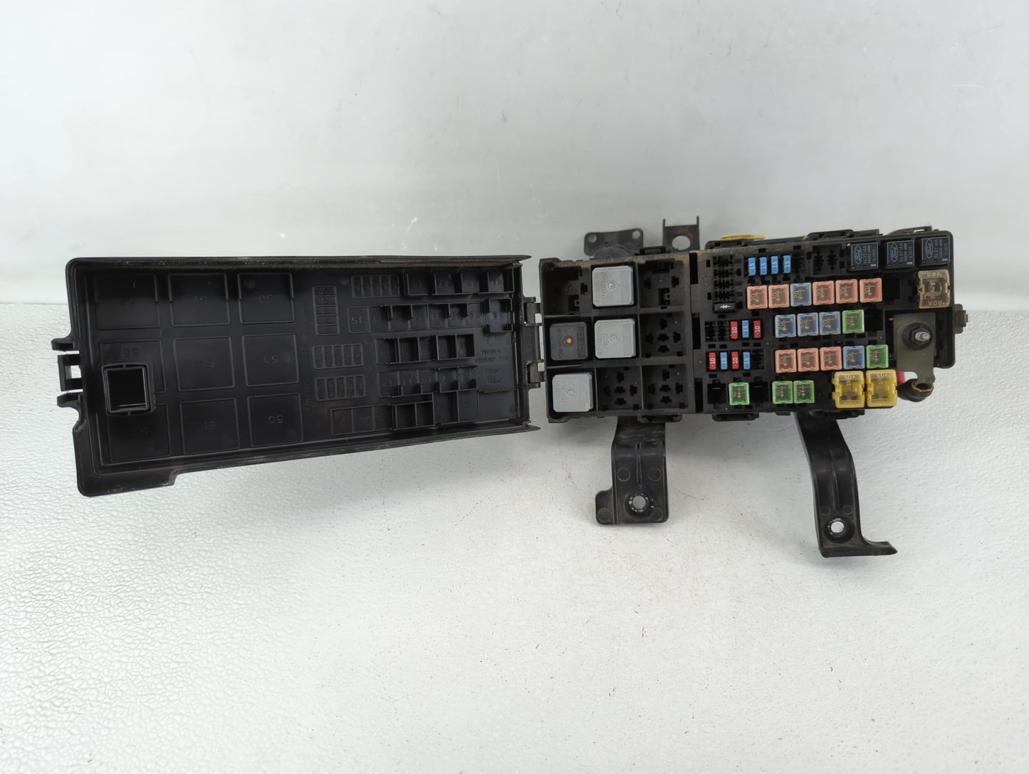 2007-2010 Lincoln Mkz Fusebox Fuse Box Panel Relay Module P/N:7H6T-14290-A Fits Fits 2007 2008 2009 2010 OEM Used Auto Parts
