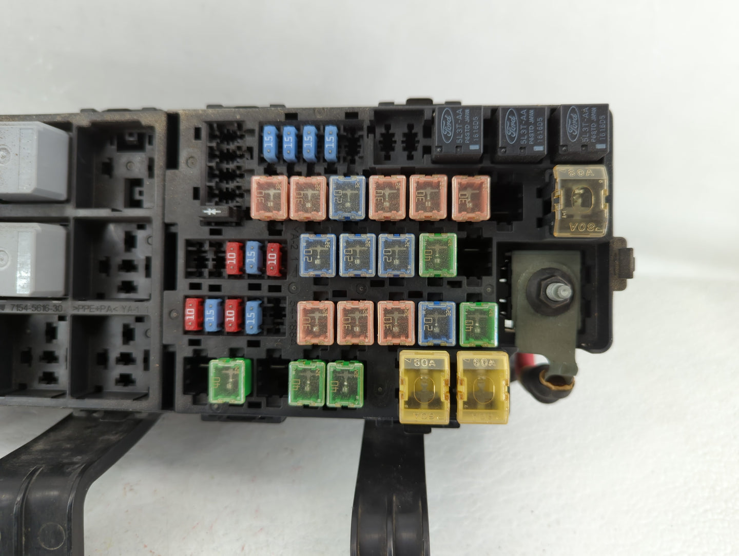 2007-2010 Lincoln Mkz Fusebox Fuse Box Panel Relay Module P/N:7H6T-14290-A Fits Fits 2007 2008 2009 2010 OEM Used Auto Parts