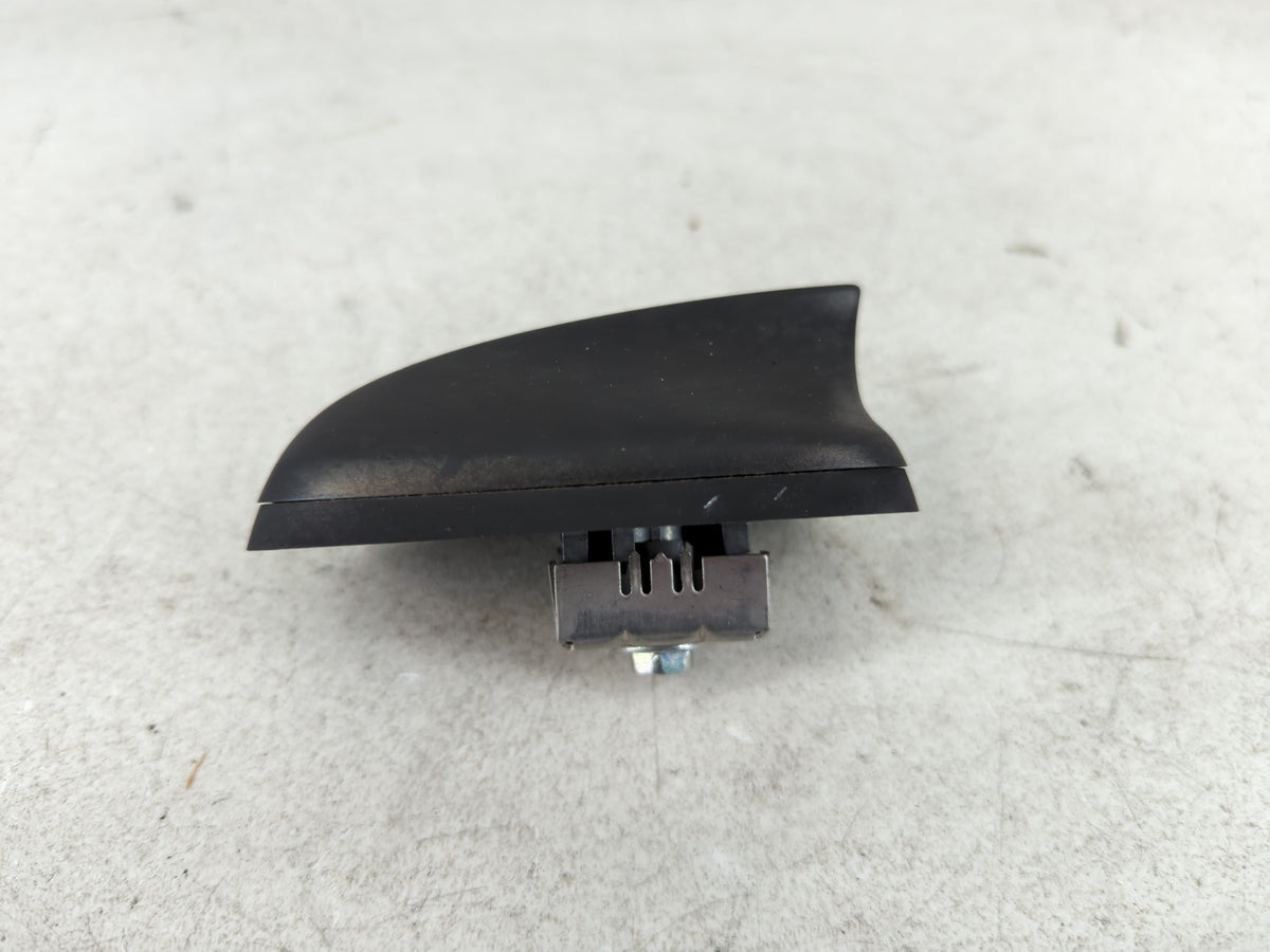 2007 Lincoln Mkz Radio Antenna Mast 917786 - Oemusedautoparts1.com
