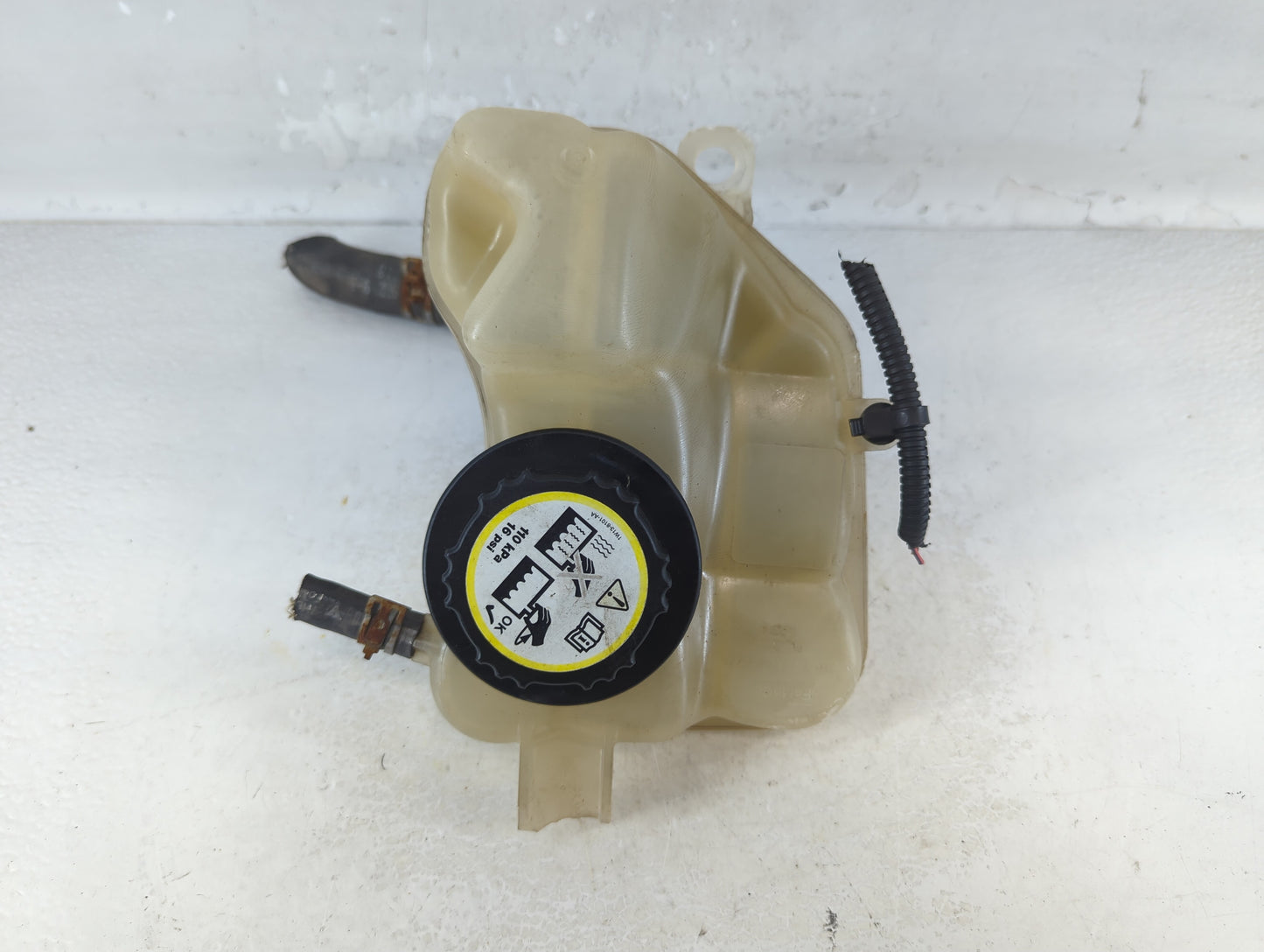 2007-2011 Lincoln Mkz Radiator Coolant Overflow Expansion Tank Bottle - Oemusedautoparts1.com