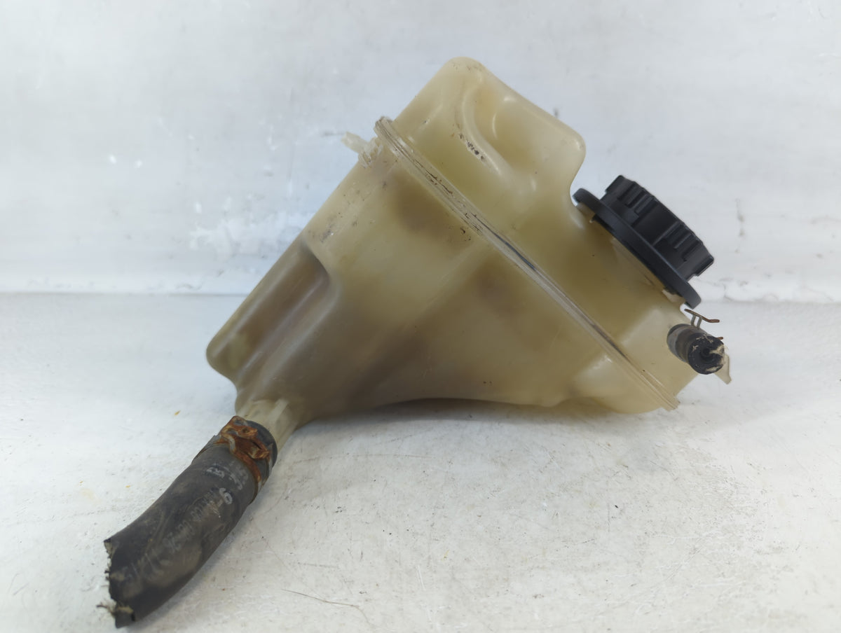2007-2011 Lincoln Mkz Radiator Coolant Overflow Expansion Tank Bottle 925466 - Oemusedautoparts1.com