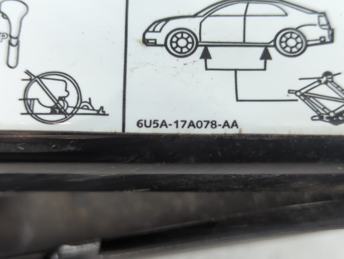 2007 Lincoln Mkz Spare Scissor Car Jack 925506 - Oemusedautoparts1.com