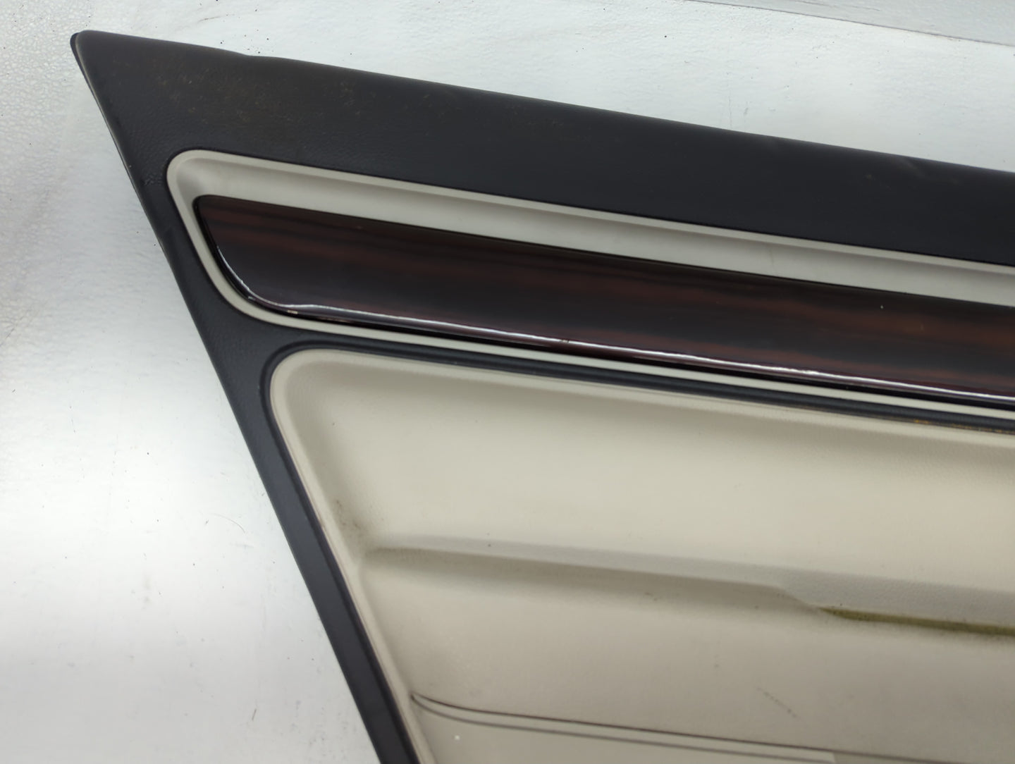2007 Lincoln Mkz Front Right Passenger Interior Door Panel Trim - Oemusedautoparts1.com