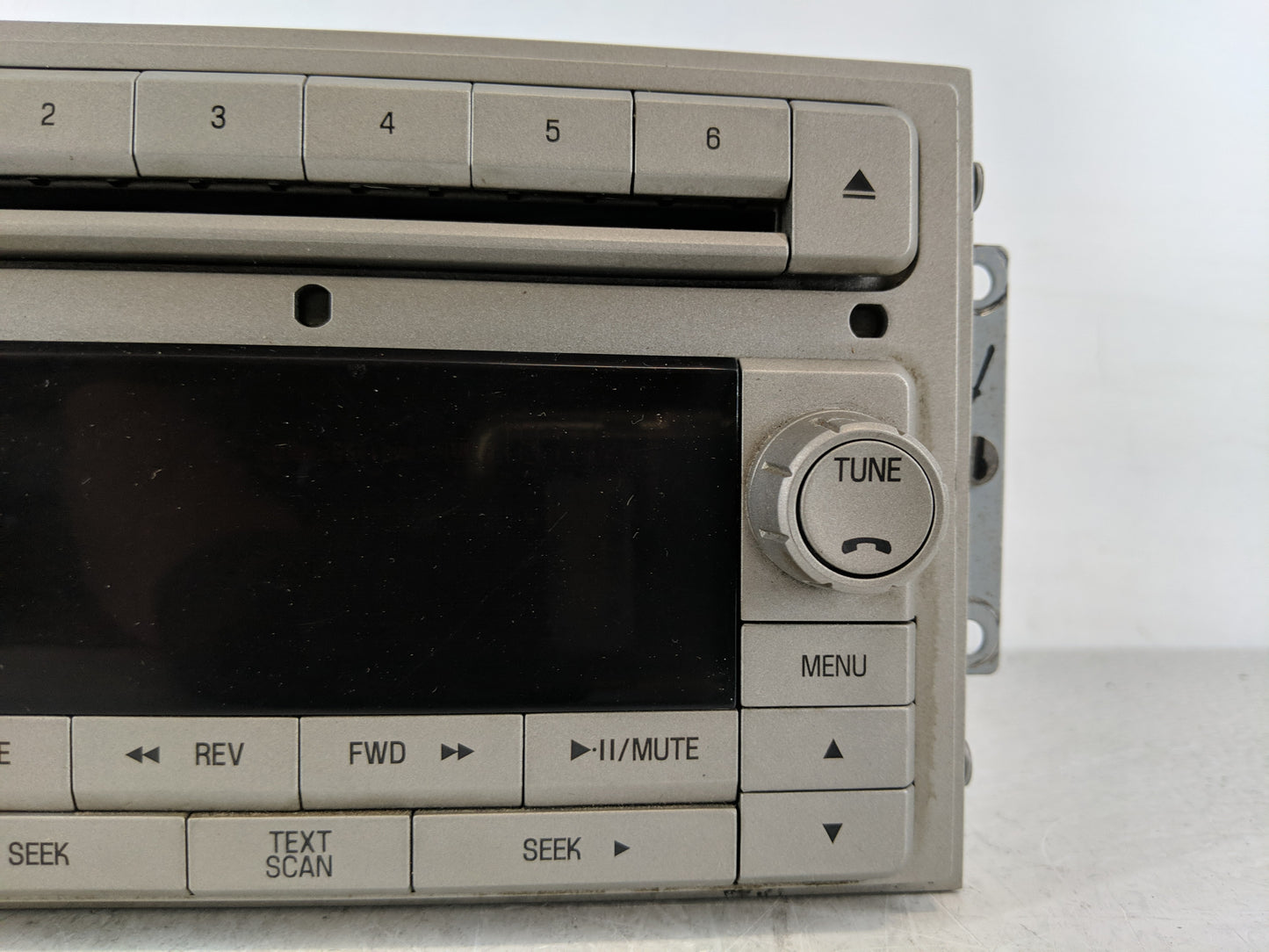 2007 Lincoln Navigator Radio AM FM Cd Player Receiver Replacement P/N:A11968273 Fits OEM Used Auto Parts - Oemusedautoparts1