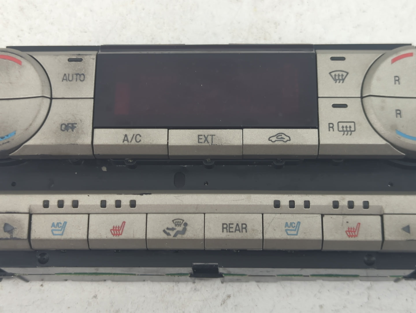 2007 Lincoln Navigator Climate Control Module Temperature AC/Heater Replacement P/N:7L74-18C612-BJ Fits OEM Used Auto Parts 