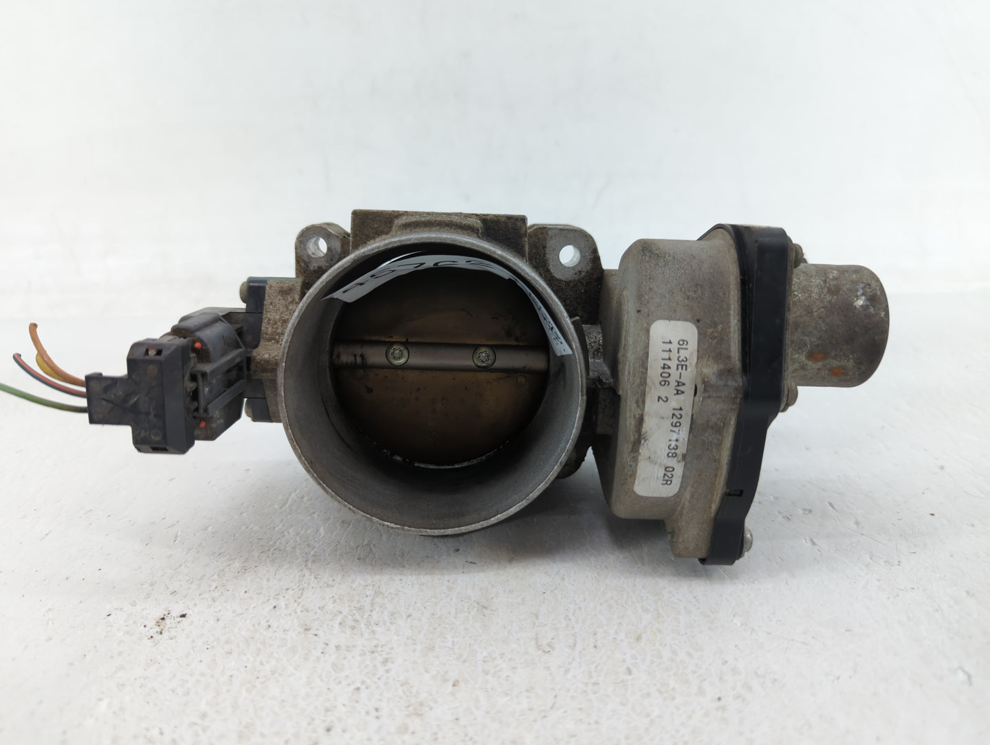 2007 Lincoln Navigator Throttle Body P/N:4W4E-AA 7T4E-EB, 6L3E-AA, 8L3F-9F991-CB, 8L3E-AA, 8L3E-9F991-BA, 3L3E-AE, 6L3E-AD F
