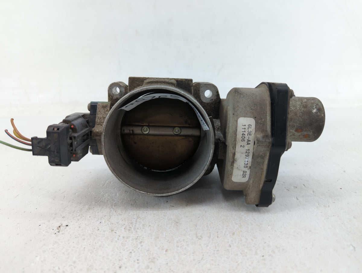 2007 Lincoln Navigator Throttle Body P/N:4W4E-AA 7T4E-EB, 6L3E-AA, 8L3F-9F991-CB, 8L3E-AA Fits Fits 2004 2005 2006 2008 2009