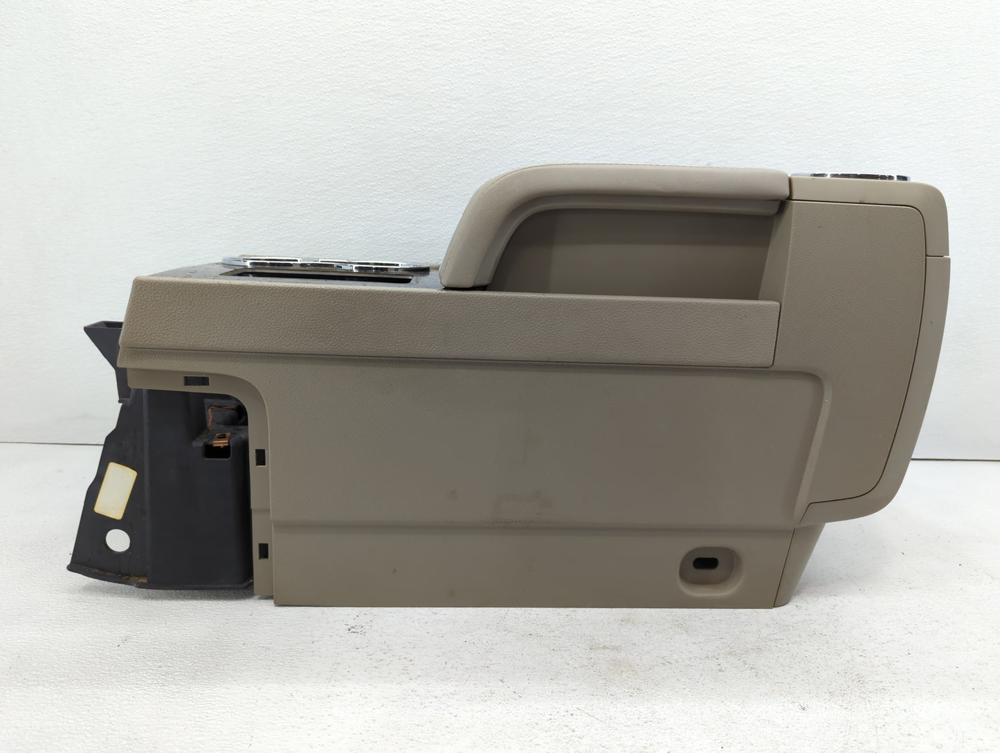 2007 Lincoln Navigator Center Floor Console Fits OEM Used Auto Parts - Oemusedautoparts1.com