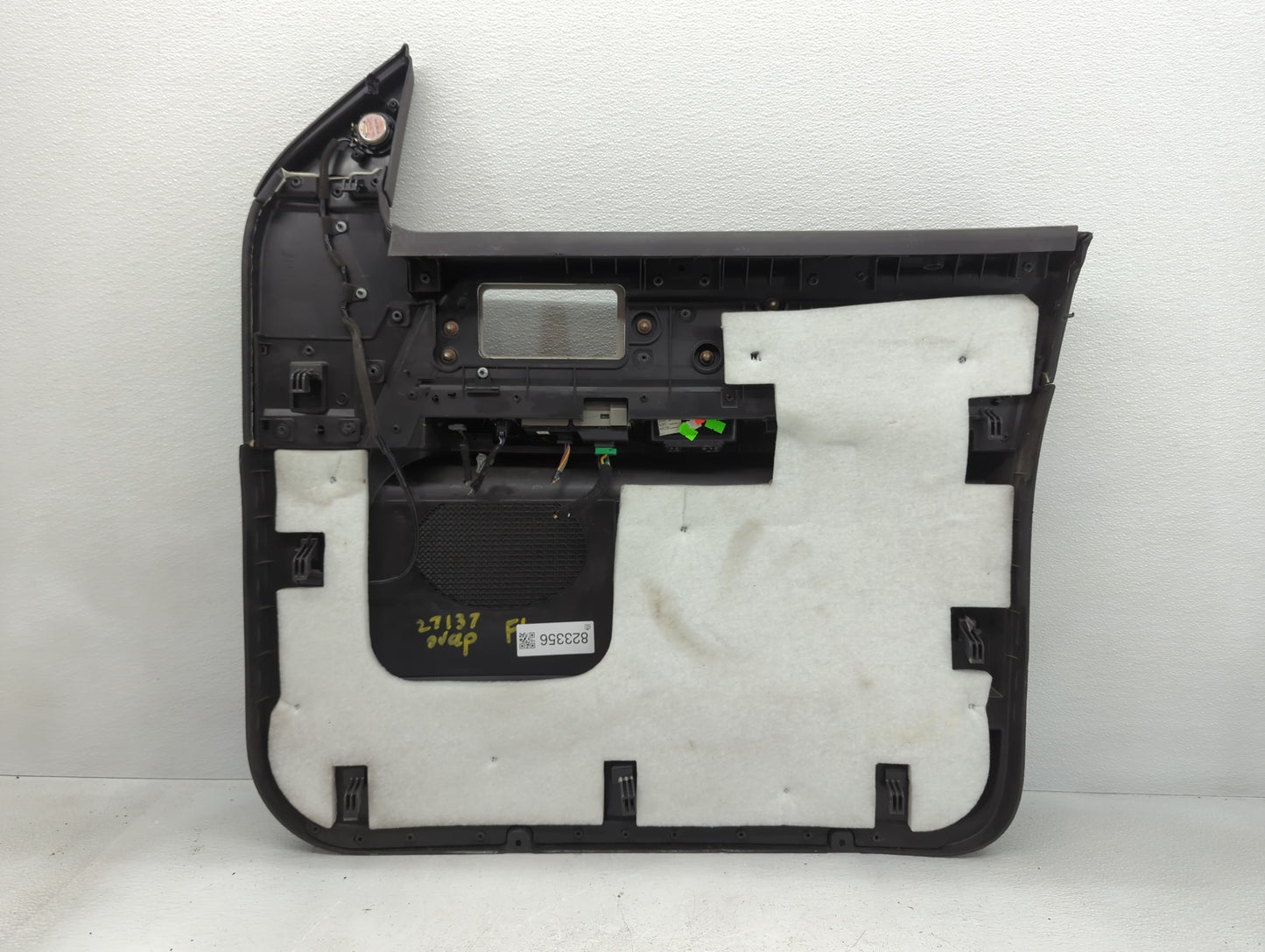 2007 Lincoln Navigator Front Right Passenger Interior Door Panel Trim - Oemusedautoparts1.com