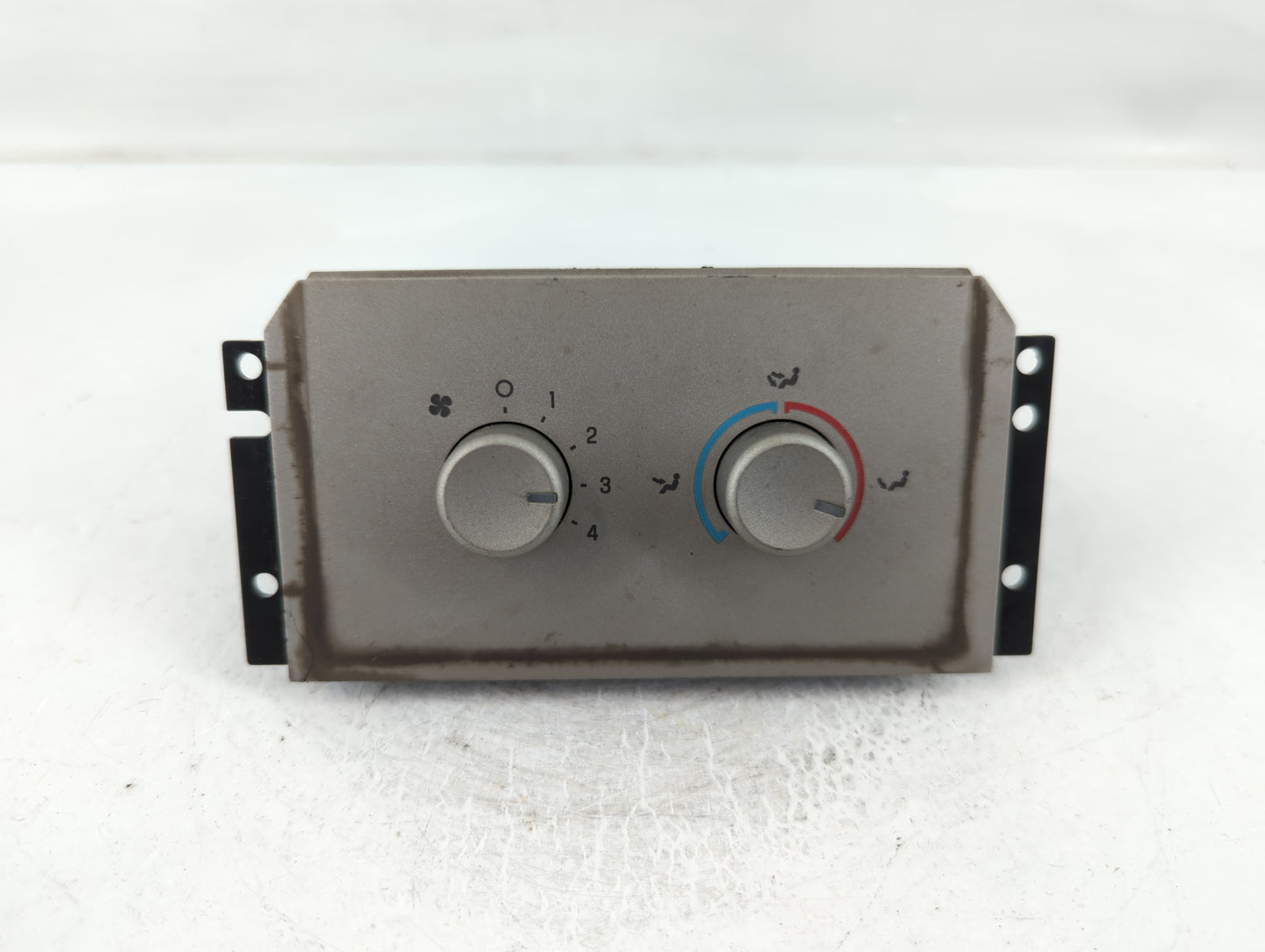 2007 Lincoln Navigator Climate Control Module Temperature AC/Heater Replacement P/N:19980 Fits OEM Used Auto Parts - Oemused