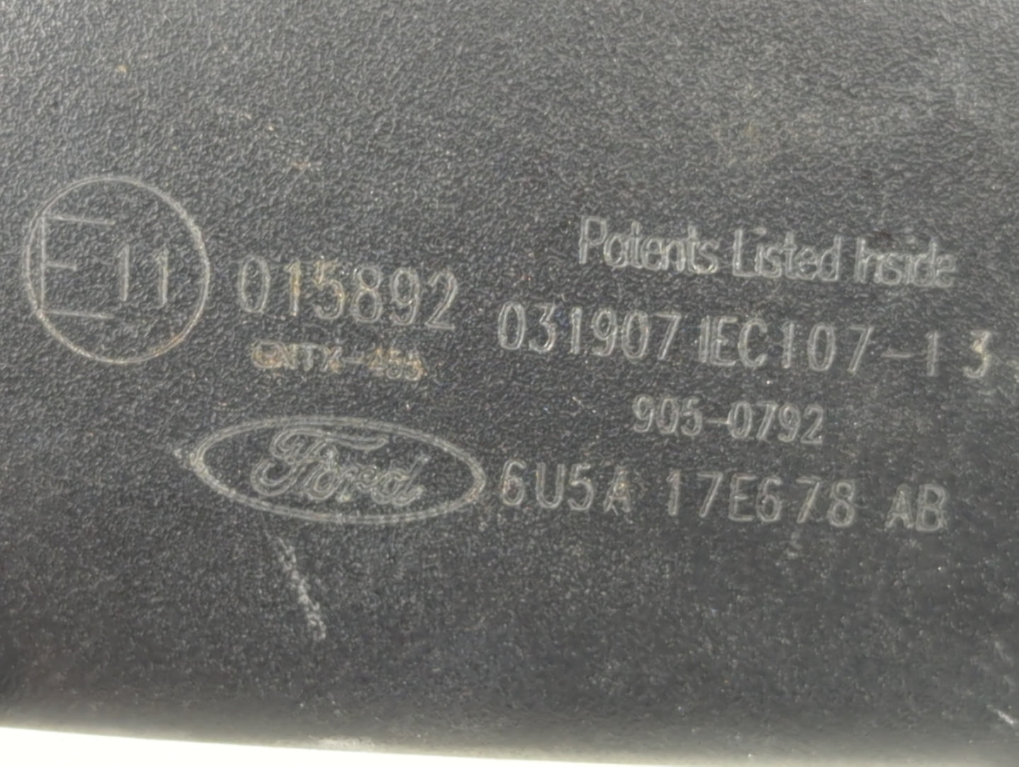 2006-2011 Lincoln Town Car Interior Rear View Mirror Replacement OEM P/N:E11015892 Fits OEM Used Auto Parts - Oemusedautopar