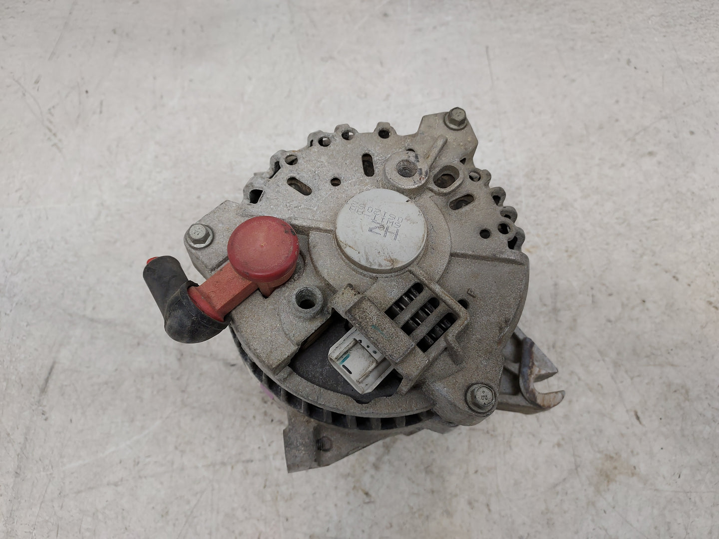 2007 Lincoln Town Car Alternator Replacement Generator Charging Assembly Engine OEM P/N:6W1T-A 6W1T-A 135A Fits OEM Used Aut