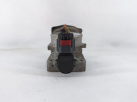 2005-2011 Lincoln Town Car Throttle Body P/N:102606 2 6R3E-AA Fits OEM Used Auto Parts - Oemusedautoparts1.com