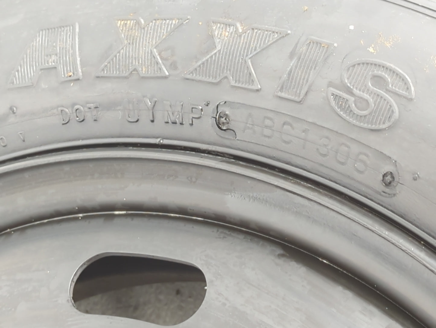 2007 Lincoln Town Car Spare Donut Tire Wheel Rim Oem - Oemusedautoparts1.com