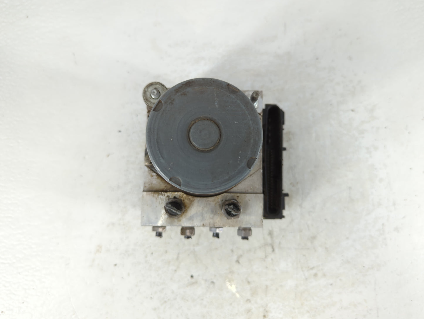 2007 Maserati Quattroporte ABS Pump Control Module Replacement P/N:216332 0 265 234 509 Fits OEM Used Auto Parts - Oemusedau