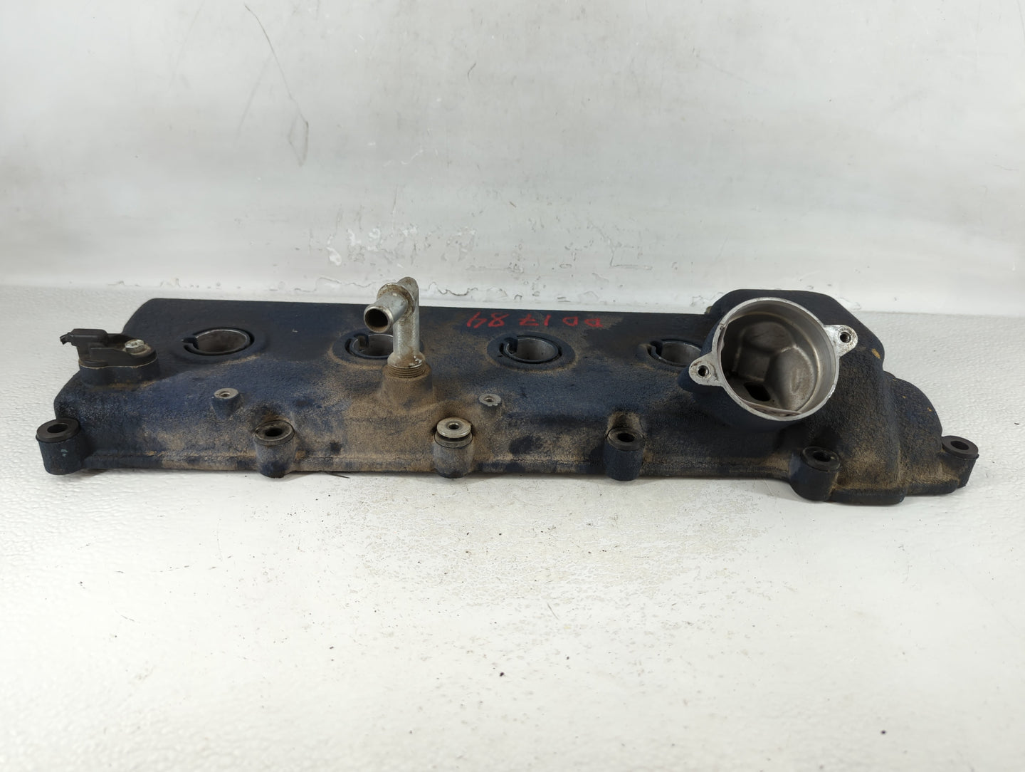 2007 Maserati Quattroporte Driver Left Cylinder Head Valve Cover P/N:228860 Fits OEM Used Auto Parts - Oemusedautoparts1.com