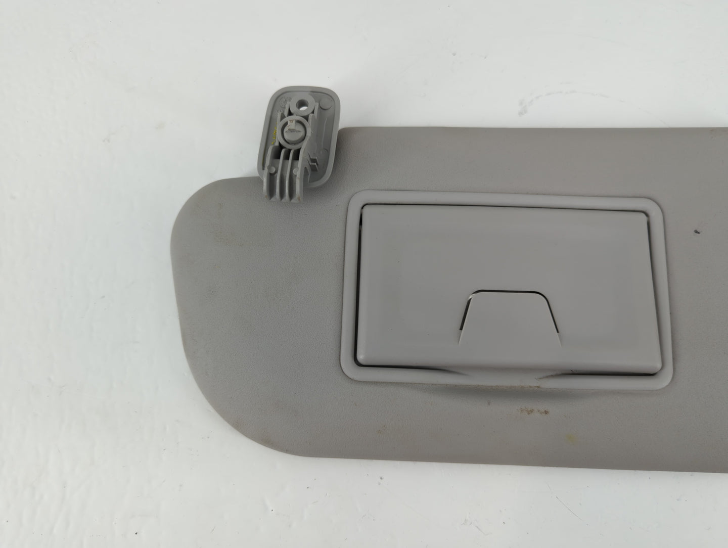 2007-2009 Mazda 3 Sun Visor Shade Replacement Passenger Right Mirror Fits Fits 2007 2008 2009 OEM Used Auto Parts - Oemuseda
