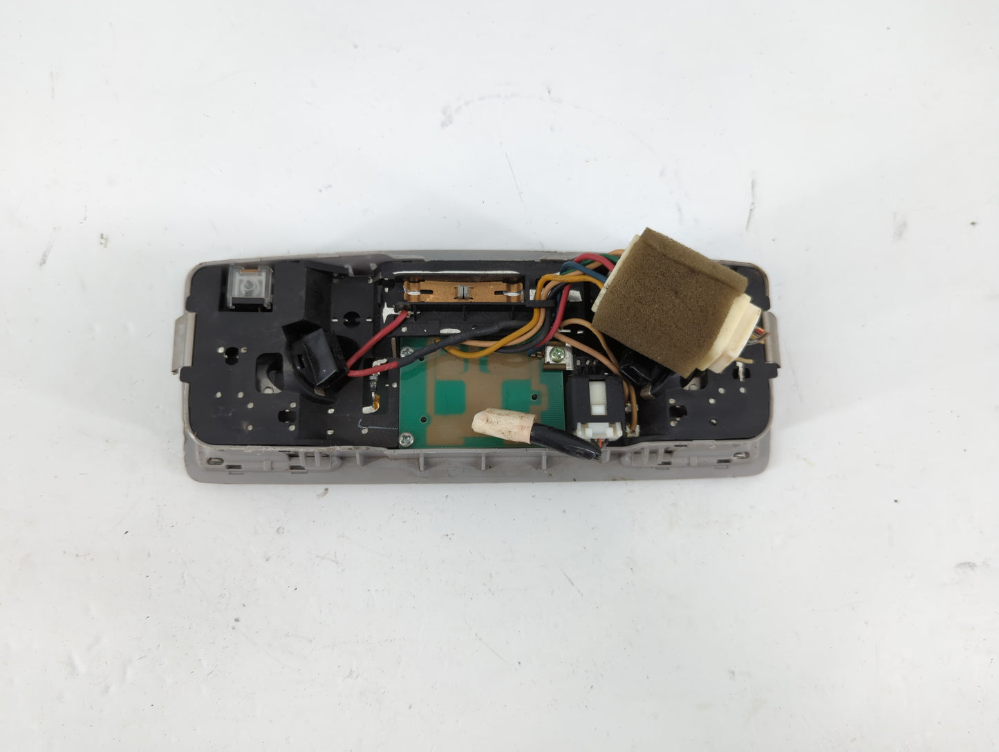 2007 Mazda 3 Overhead Roof Console Interior Dome Light - Oemusedautoparts1.com
