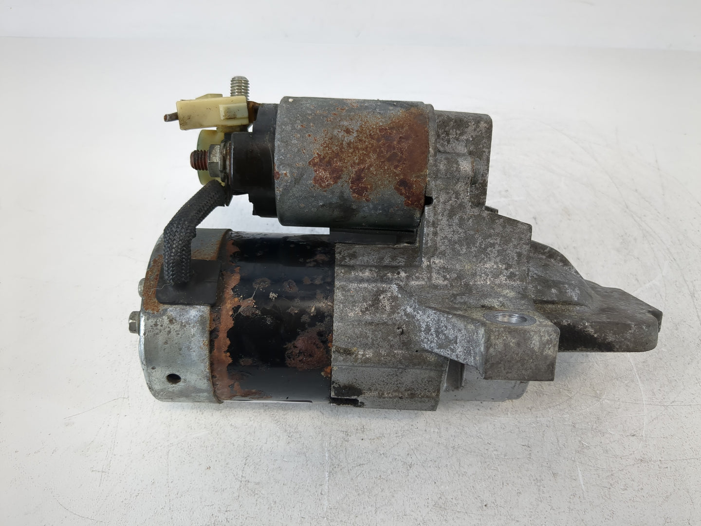 2004-2009 Mazda 3 Car Starter Motor Solenoid OEM P/N:M000T90981 Fits Fits 2004 2005 2006 2007 2008 2009 OEM Used Auto Parts 