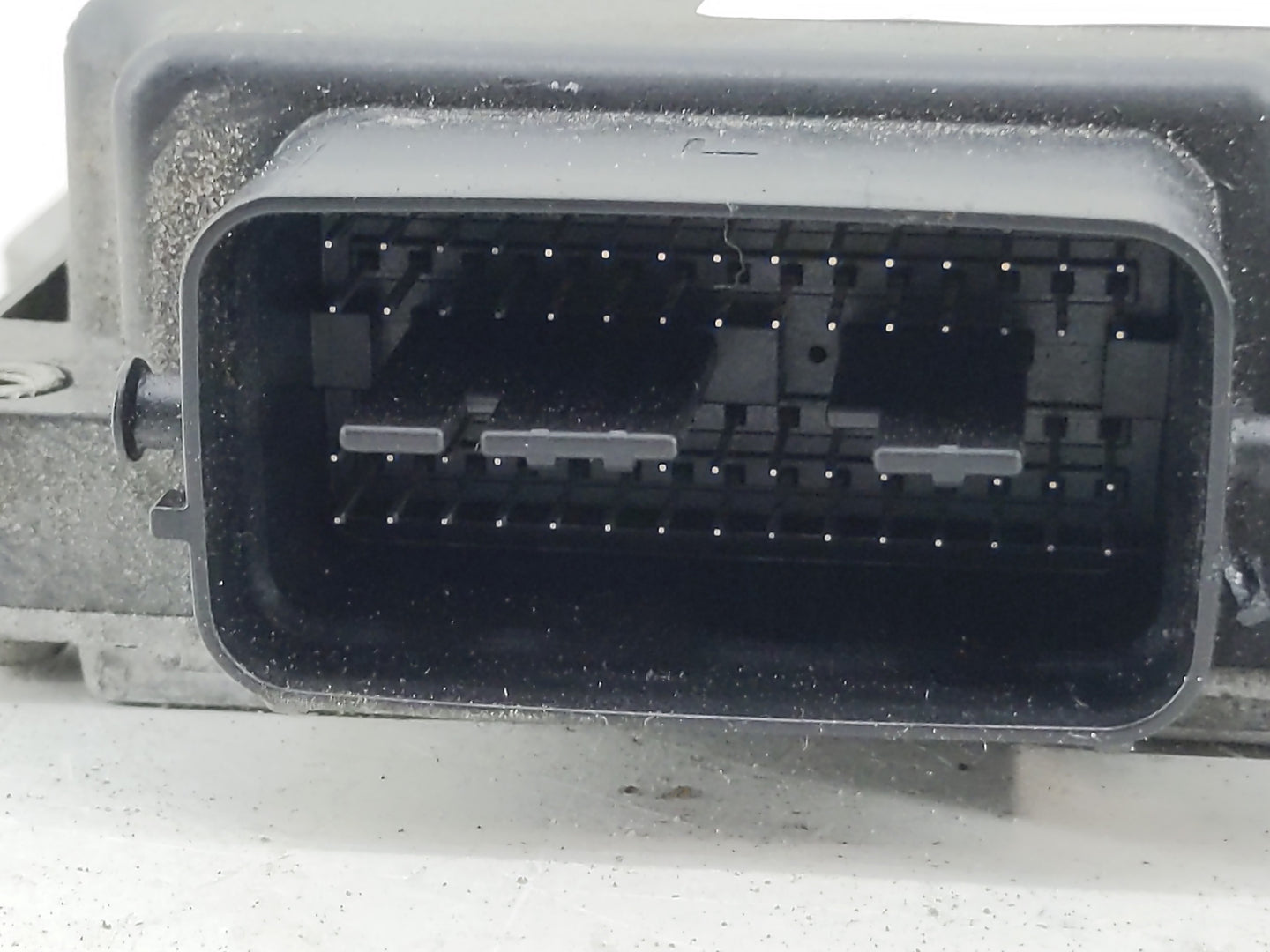 2007 Mazda 3 PCM Engine Control Computer ECU ECM PCU OEM P/N:LFS7 18 881E Fits OEM Used Auto Parts - Oemusedautoparts1.com