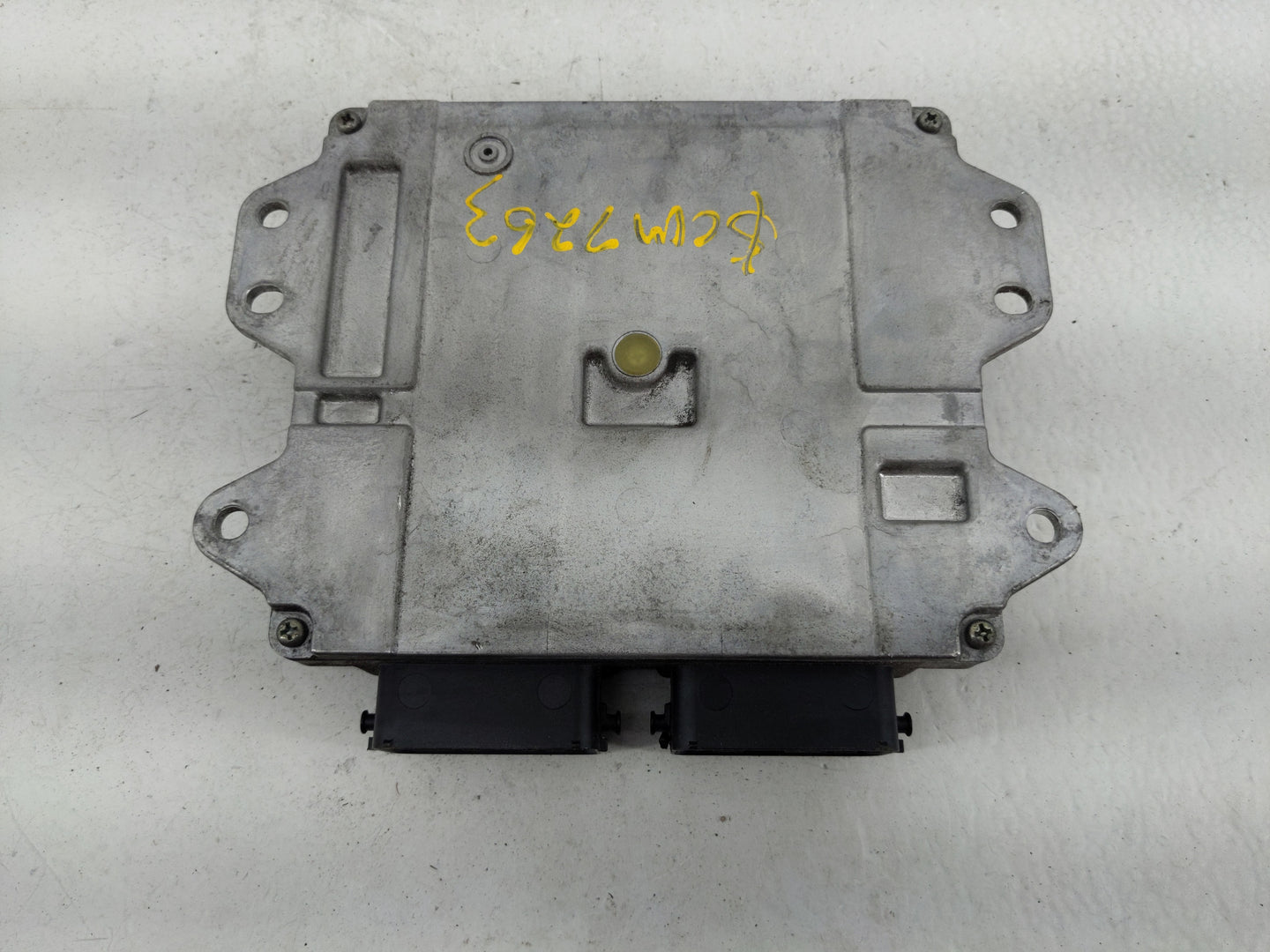 2007 Mazda 3 PCM Engine Control Computer ECU ECM PCU OEM P/N:LFS7 18 881E Fits OEM Used Auto Parts - Oemusedautoparts1.com