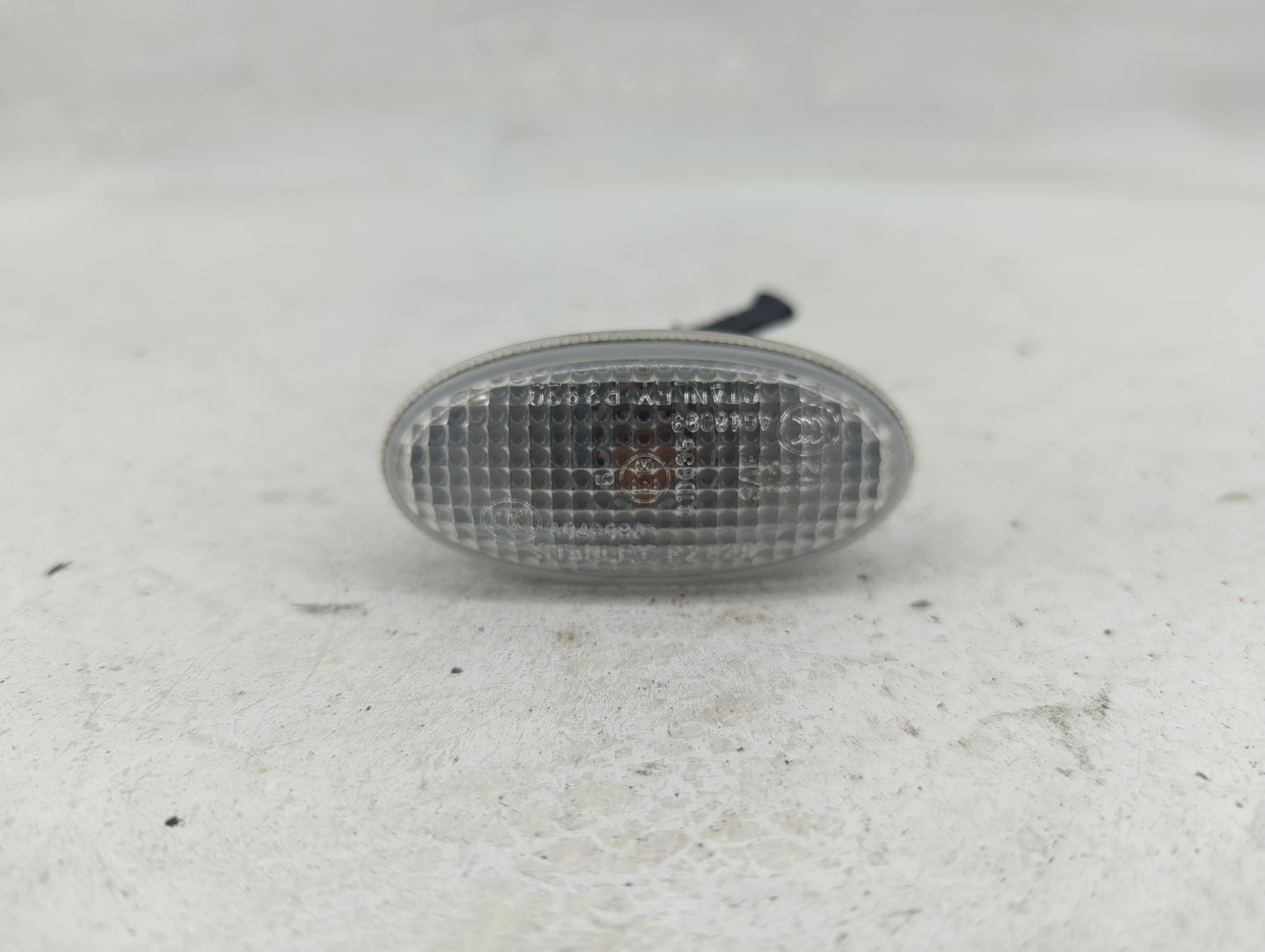 2004-2011 Mazda 3 Driver Left Oem Front Light Lamp - Oemusedautoparts1.com