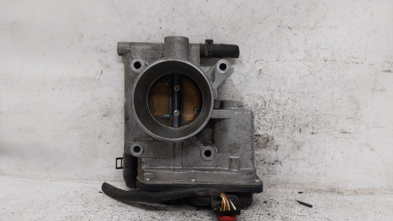 2006-2013 Mazda 3 Throttle Body P/N:6M86-9F991 L3R4 13 640, 6M8G-A Fits Fits 2006 2007 2008 2009 2010 2011 2012 2013 OEM Use
