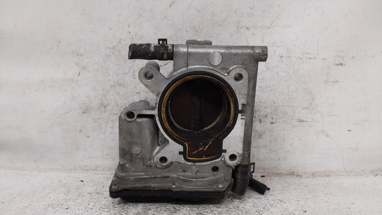 2006-2013 Mazda 3 Throttle Body P/N:6M86-9F991 L3R4 13 640, 6M8G-A Fits Fits 2006 2007 2008 2009 2010 2011 2012 2013 OEM Use