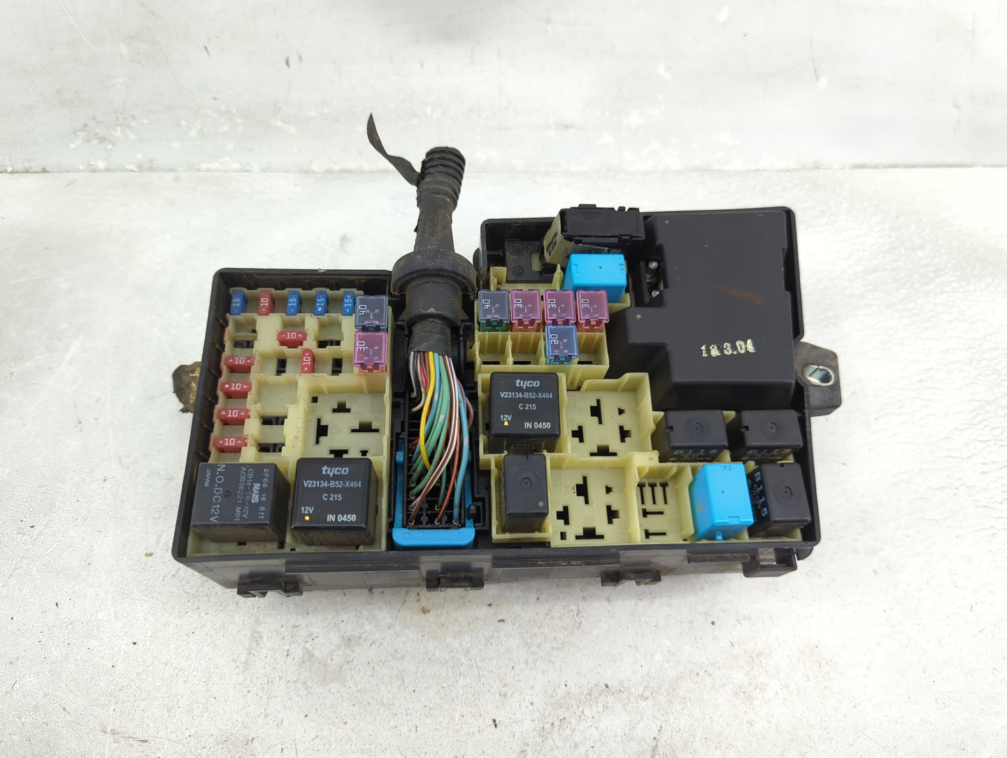 2004-2009 Mazda 3 Fusebox Fuse Box Panel Relay Module P/N:518818109 BP4K-66765 Fits Fits 2004 2005 2006 2007 2008 2009 OEM U
