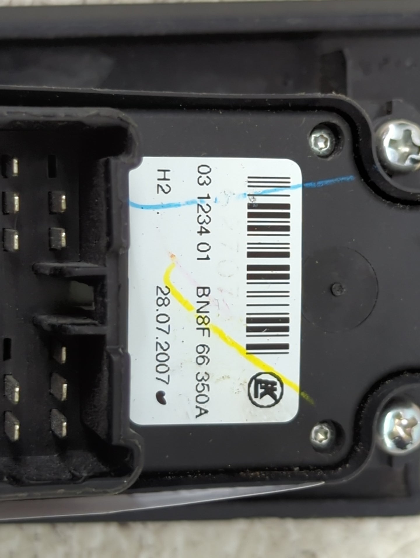 2004-2009 Mazda 3 Master Power Window Switch Replacement Driver Side Left P/N:BN8F 66 350A Fits Fits 2004 2005 2006 2007 200