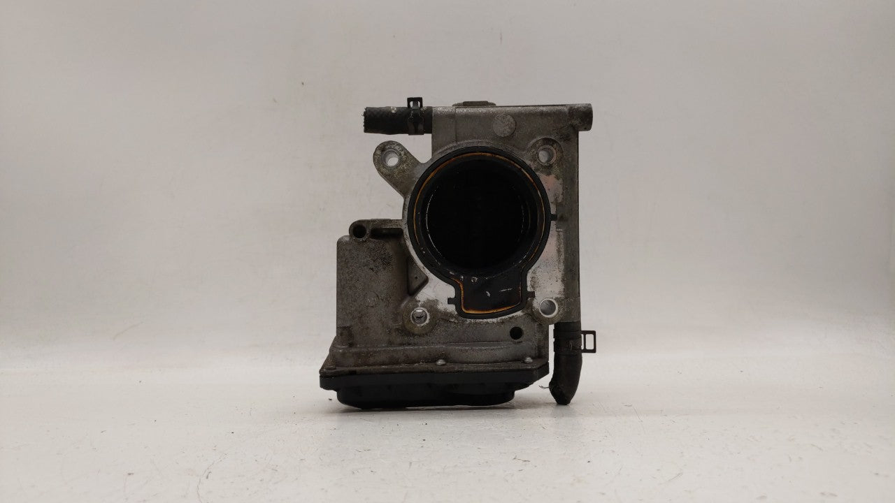 2006-2013 Mazda 3 Throttle Body P/N:L3R4 13 640 L3G2 13 640 A, P53N 13 640 Fits Fits 2006 2007 2008 2009 2010 2011 2012 2013