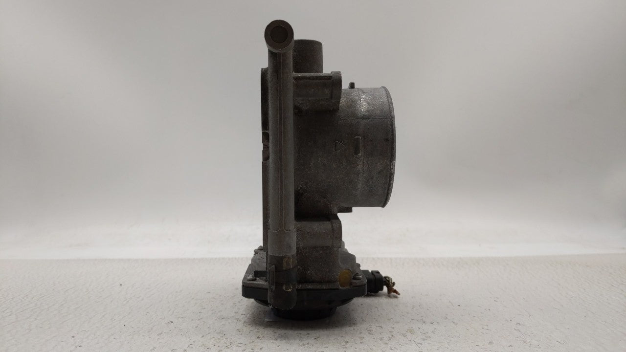 2006-2013 Mazda 3 Throttle Body P/N:L3R4 13 640 L3G2 13 640 A, P53N 13 640 Fits Fits 2006 2007 2008 2009 2010 2011 2012 2013