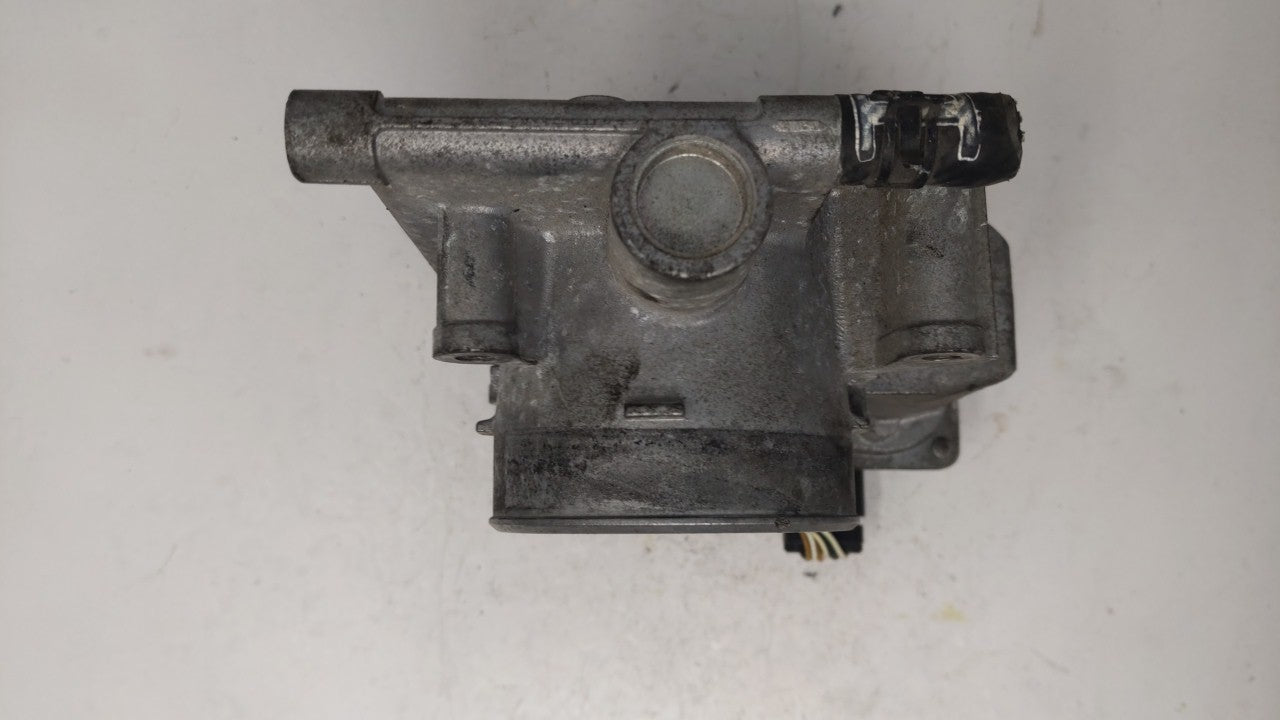 2006-2013 Mazda 3 Throttle Body P/N:L3R4 13 640 L3G2 13 640 A, P53N 13 640 Fits Fits 2006 2007 2008 2009 2010 2011 2012 2013