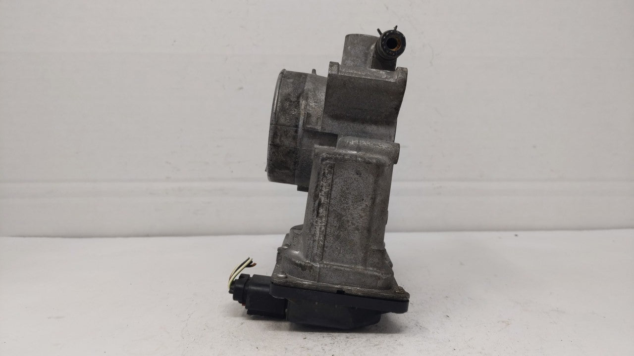 2006-2013 Mazda 3 Throttle Body P/N:L3R4 13 640 L3G2 13 640 A, P53N 13 640 Fits Fits 2006 2007 2008 2009 2010 2011 2012 2013