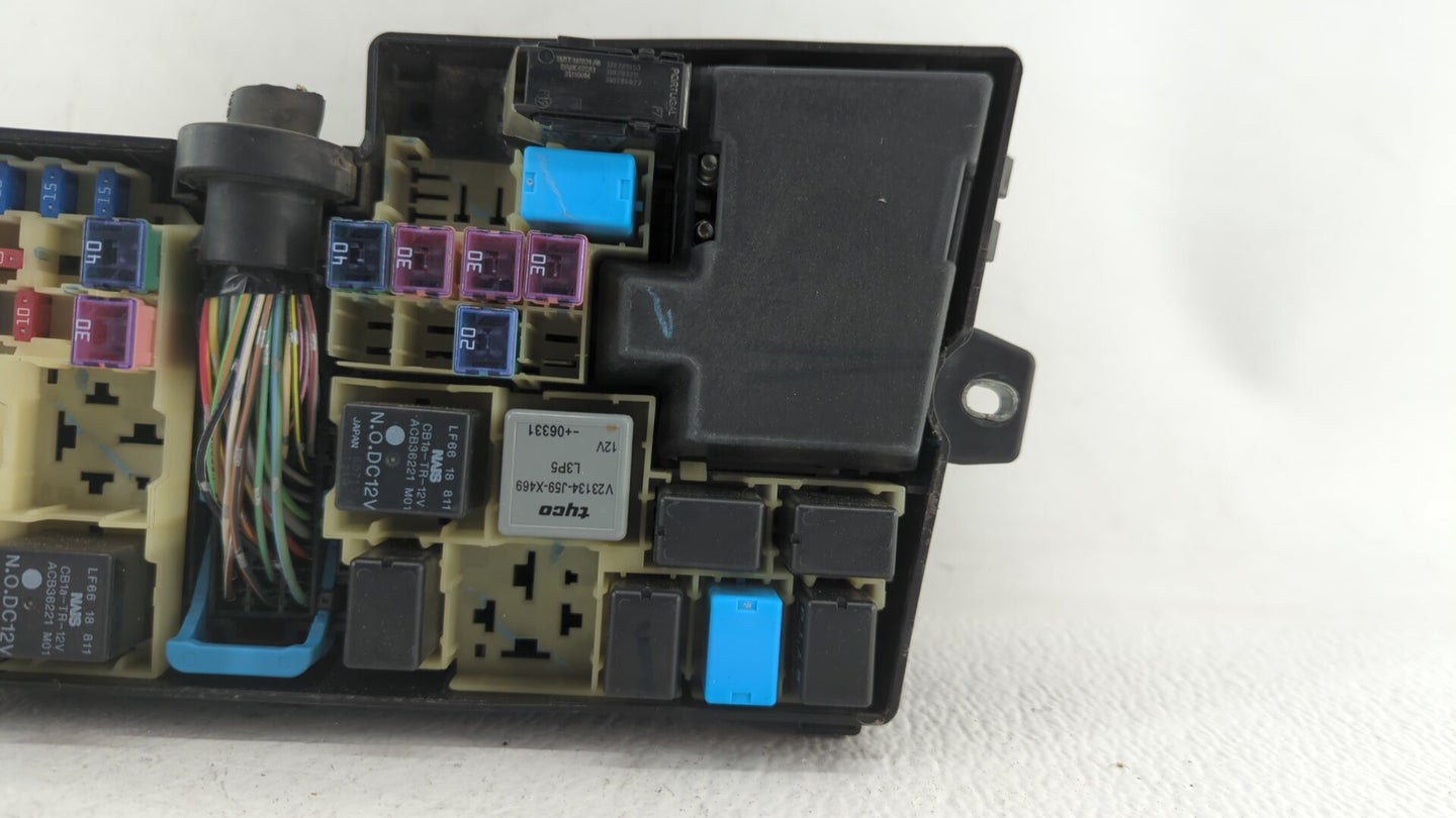 2004-2009 Mazda 3 Fusebox Fuse Box Panel Relay Module P/N:EG23-66765 BP4K-66765 Fits Fits 2004 2005 2006 2007 2008 2009 OEM 