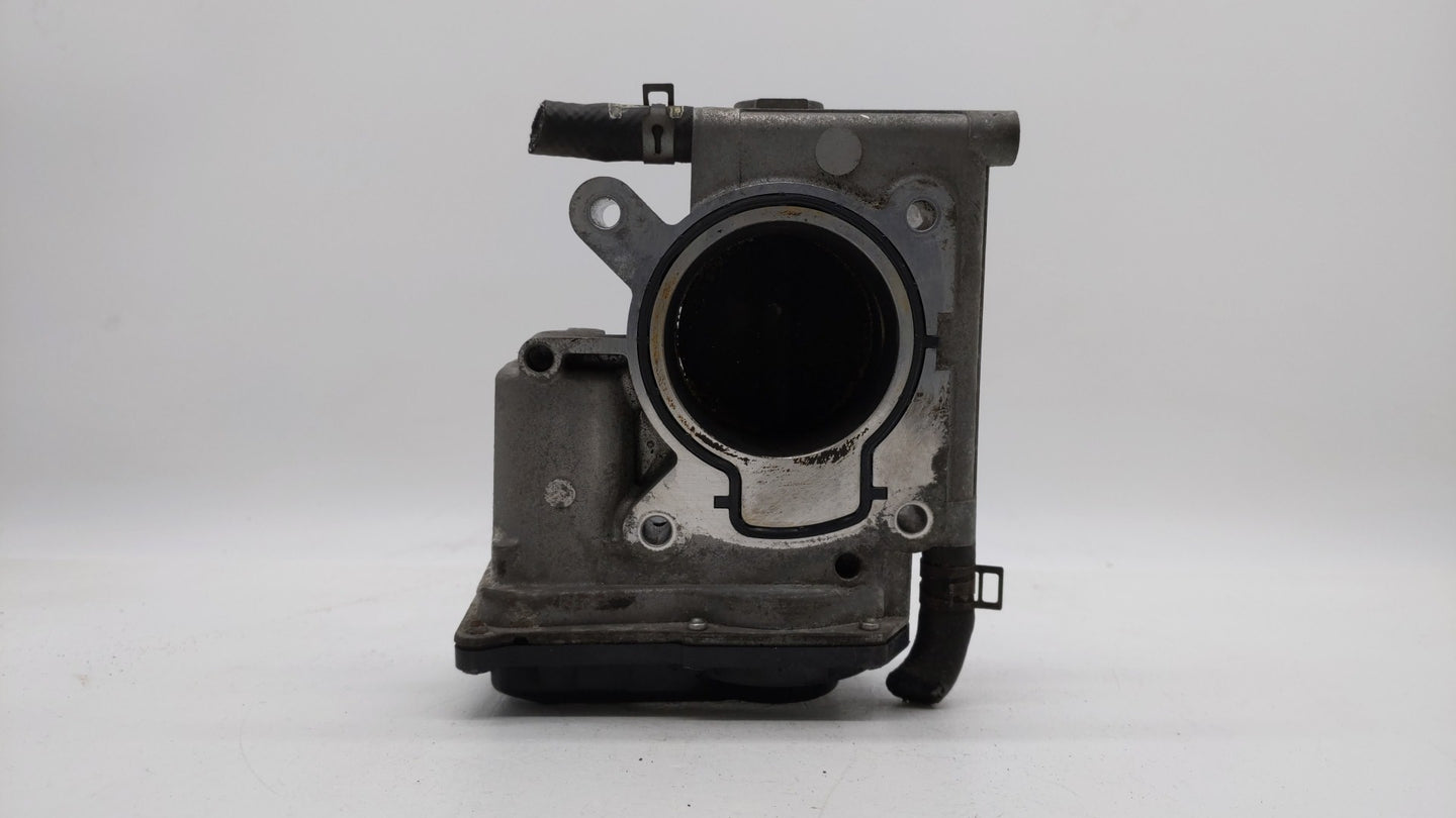 2006-2013 Mazda 3 Throttle Body P/N:L3R4 13 640 L3G2 13 640 A, P53N 13 640 Fits Fits 2006 2007 2008 2009 2010 2011 2012 2013