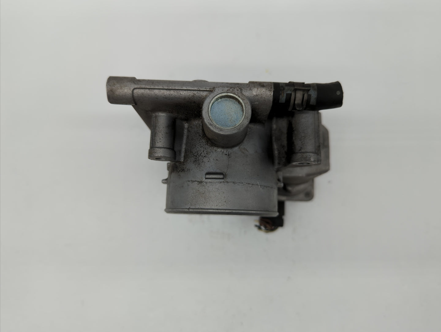 2006-2013 Mazda 3 Throttle Body P/N:L3R4 13 640 L3G2 13 640 A, P53N 13 640 Fits Fits 2006 2007 2008 2009 2010 2011 2012 2013