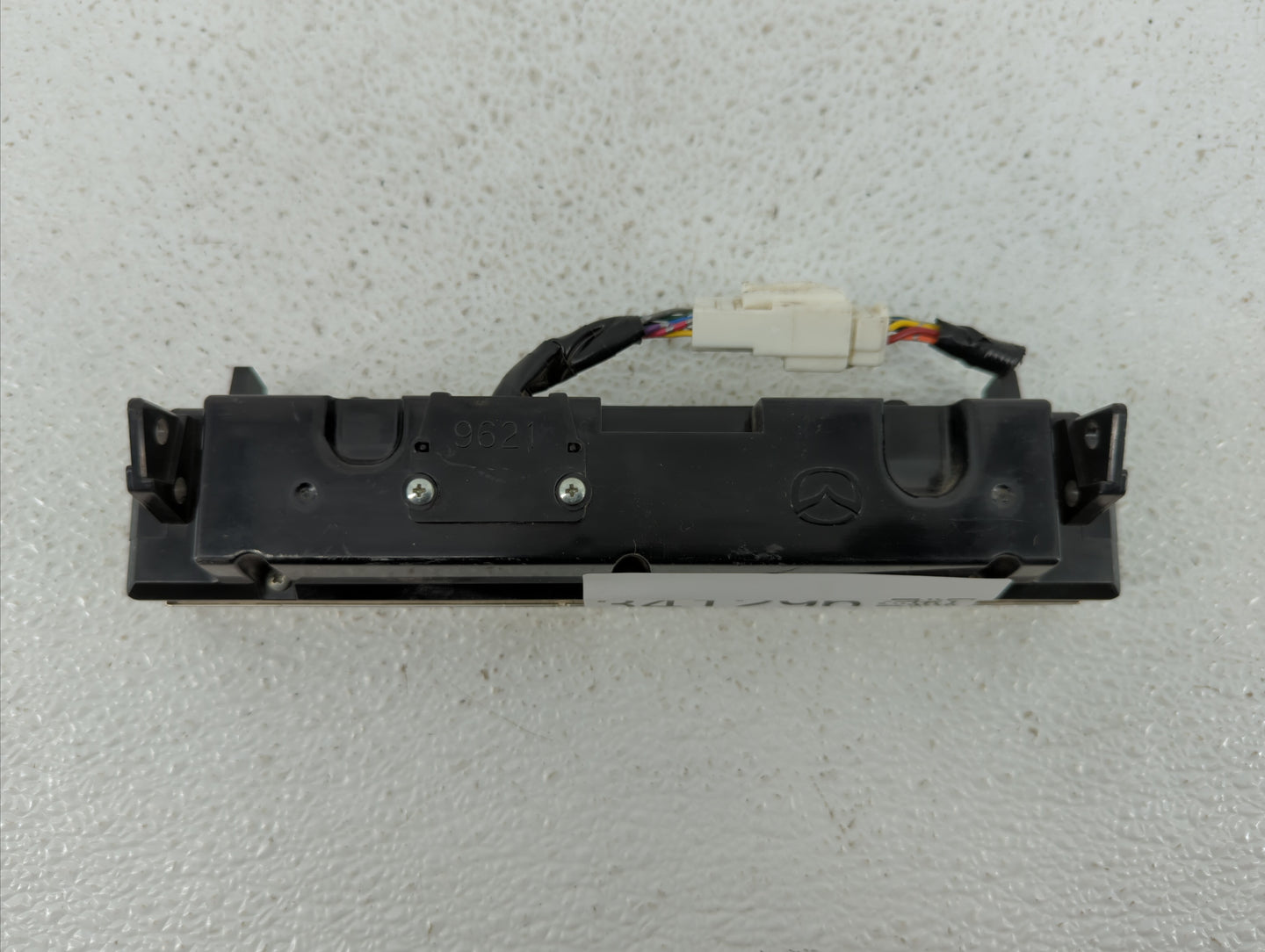 2006-2007 Mazda 3 Radio AM FM Cd Player Receiver Replacement Fits Fits 2006 2007 OEM Used Auto Parts - Oemusedautoparts1.com