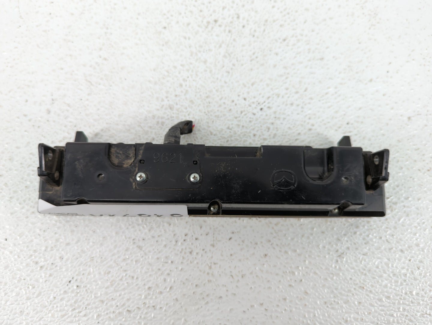 2006-2007 Mazda 3 Radio AM FM Cd Player Receiver Replacement Fits Fits 2006 2007 OEM Used Auto Parts - Oemusedautoparts1.com