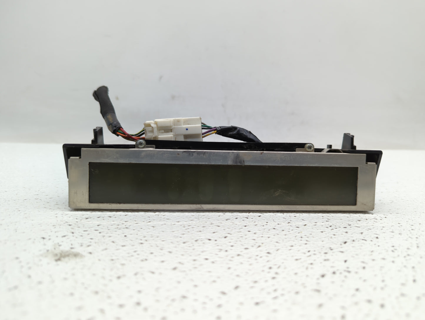 2006-2007 Mazda 3 Radio AM FM Cd Player Receiver Replacement Fits Fits 2006 2007 OEM Used Auto Parts - Oemusedautoparts1.com