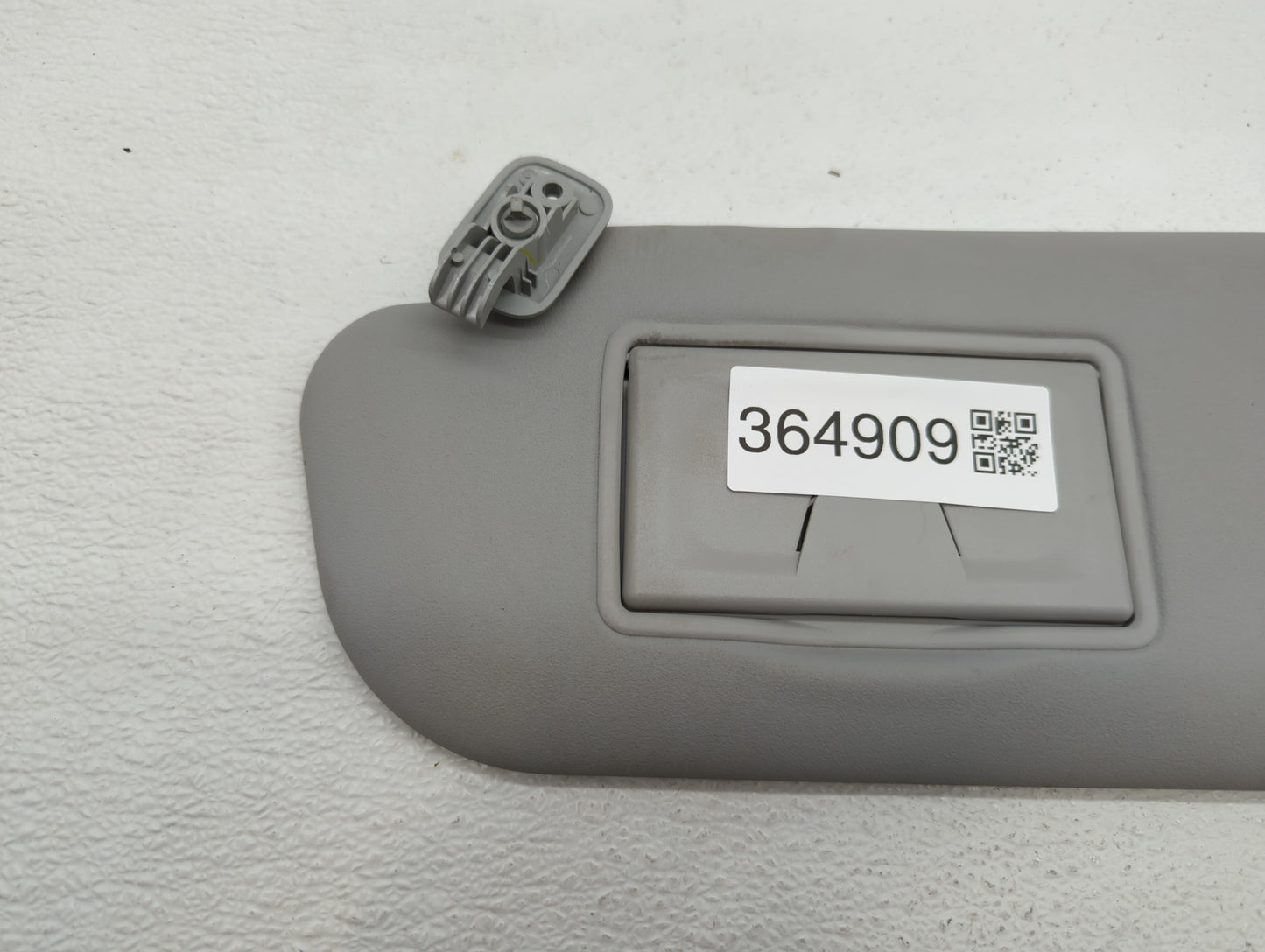 2004-2009 Mazda 3 Sun Visor Shade Replacement Driver Left Mirror Fits Fits 2004 2005 2006 2007 2008 2009 OEM Used Auto Parts