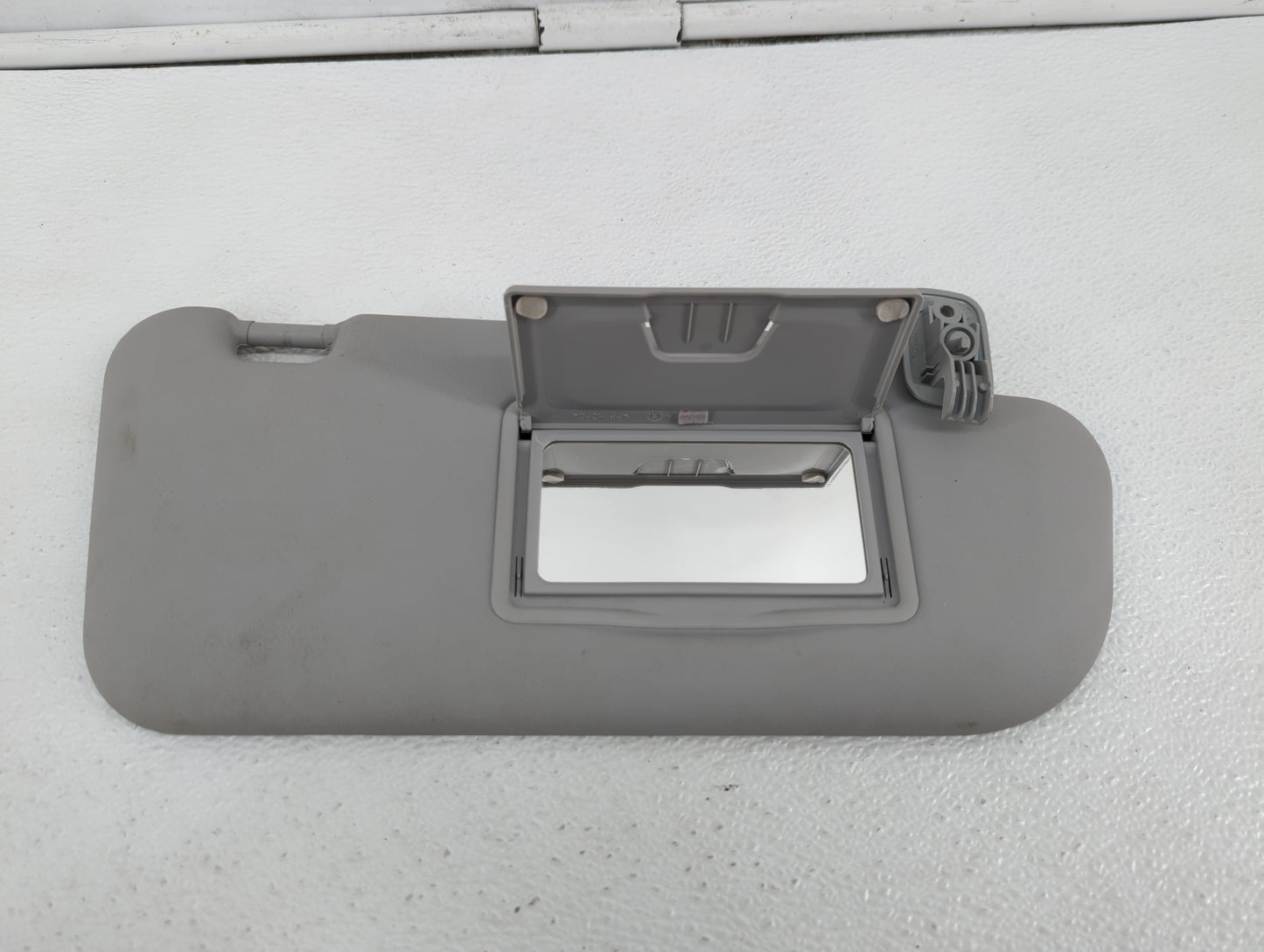 2007-2009 Mazda 3 Sun Visor Shade Replacement Passenger Right Mirror Fits Fits 2007 2008 2009 OEM Used Auto Parts - Oemuseda