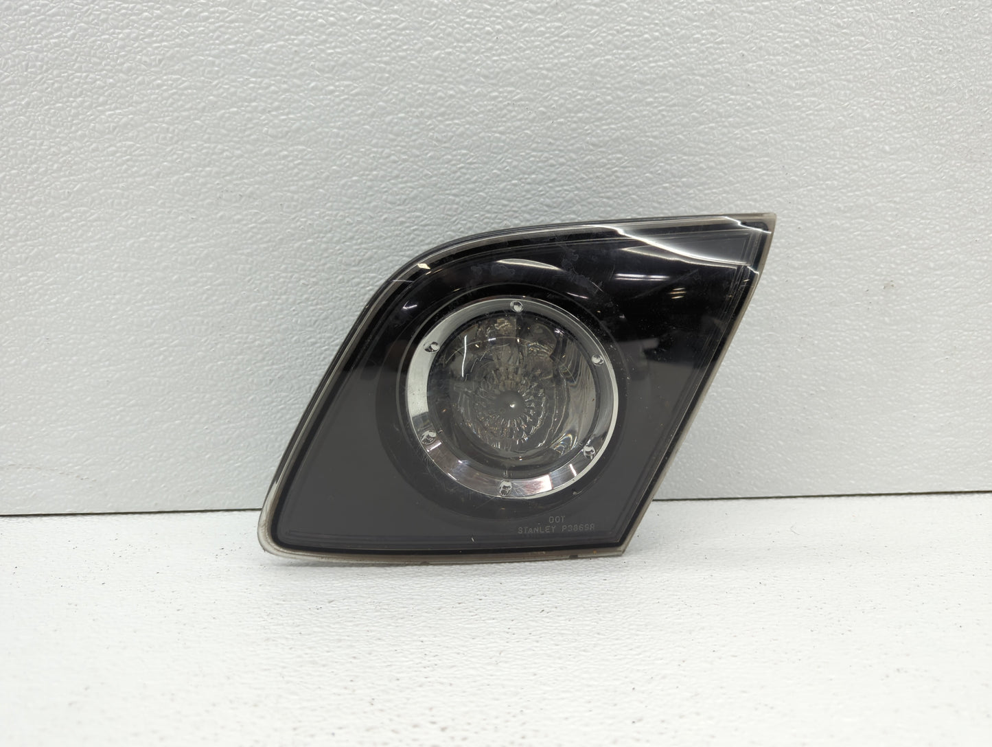 2007-2009 Mazda 3 Tail Light Assembly Passenger Right OEM P/N:P3917R Fits Fits 2007 2008 2009 OEM Used Auto Parts - Oemuseda