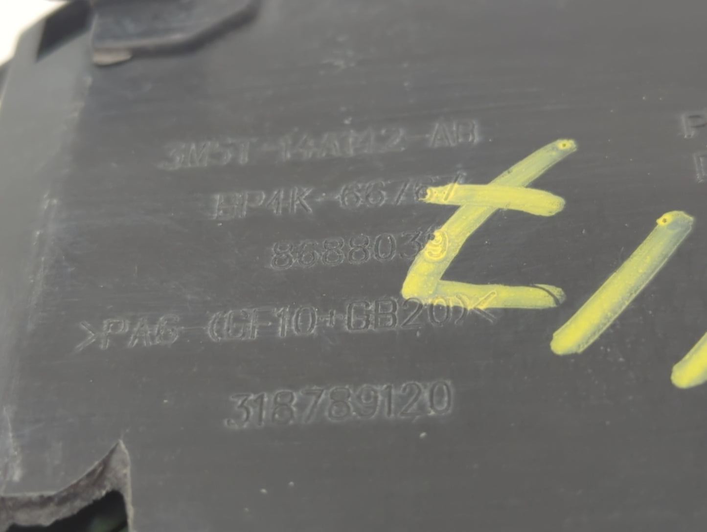 2004-2009 Mazda 3 Fusebox Fuse Box Panel Relay Module P/N:BP4K-66761 BP4K-66767 Fits Fits 2004 2005 2006 2007 2008 2009 OEM 