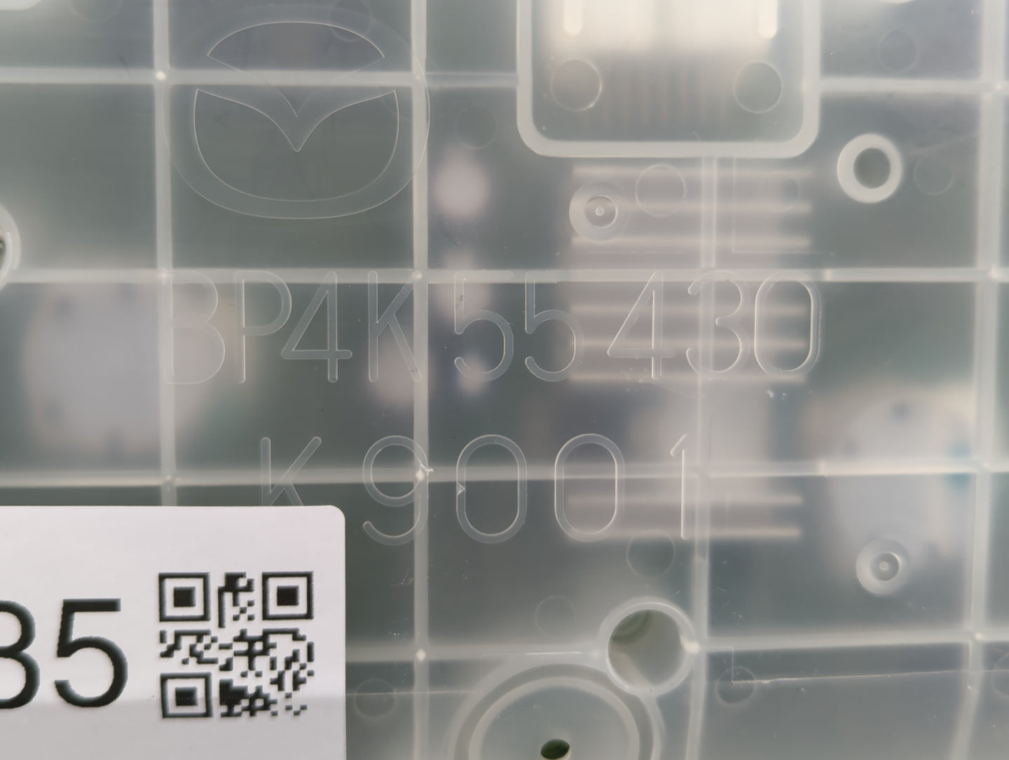 2007-2008 Mazda 3 Instrument Cluster Speedometer Gauges P/N:84BAR3A BP4K 55 430 Fits Fits 2007 2008 OEM Used Auto Parts - Oe