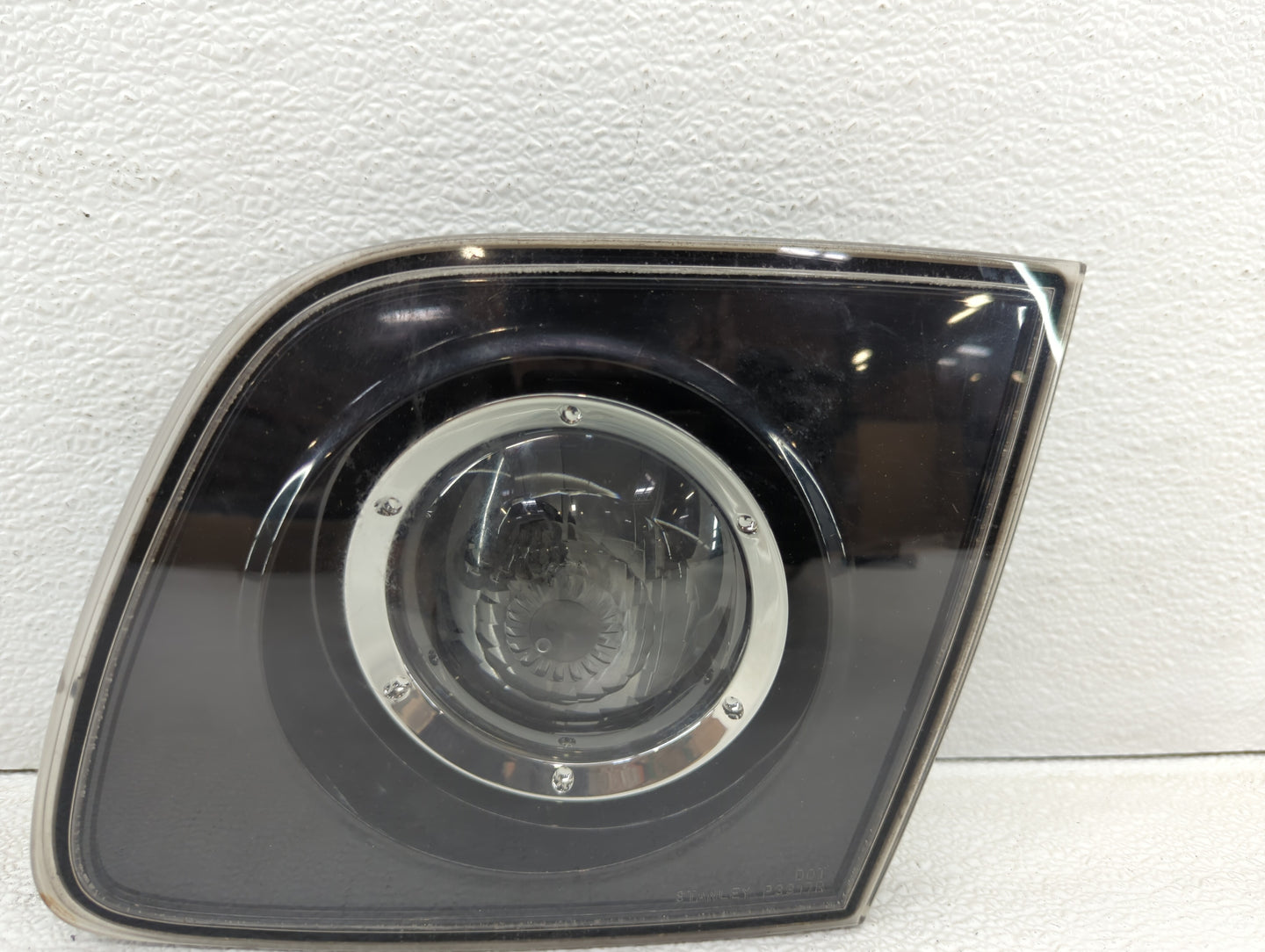 2007-2009 Mazda 3 Tail Light Assembly Passenger Right OEM P/N:P3917R Fits Fits 2007 2008 2009 OEM Used Auto Parts - Oemuseda