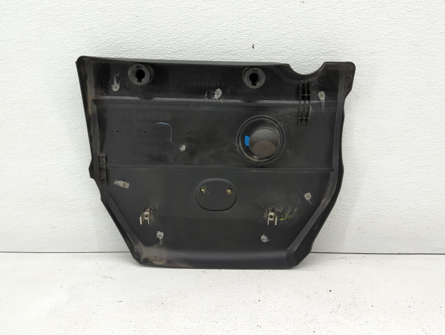 2007 Mazda 3 Engine Cover - Oemusedautoparts1.com