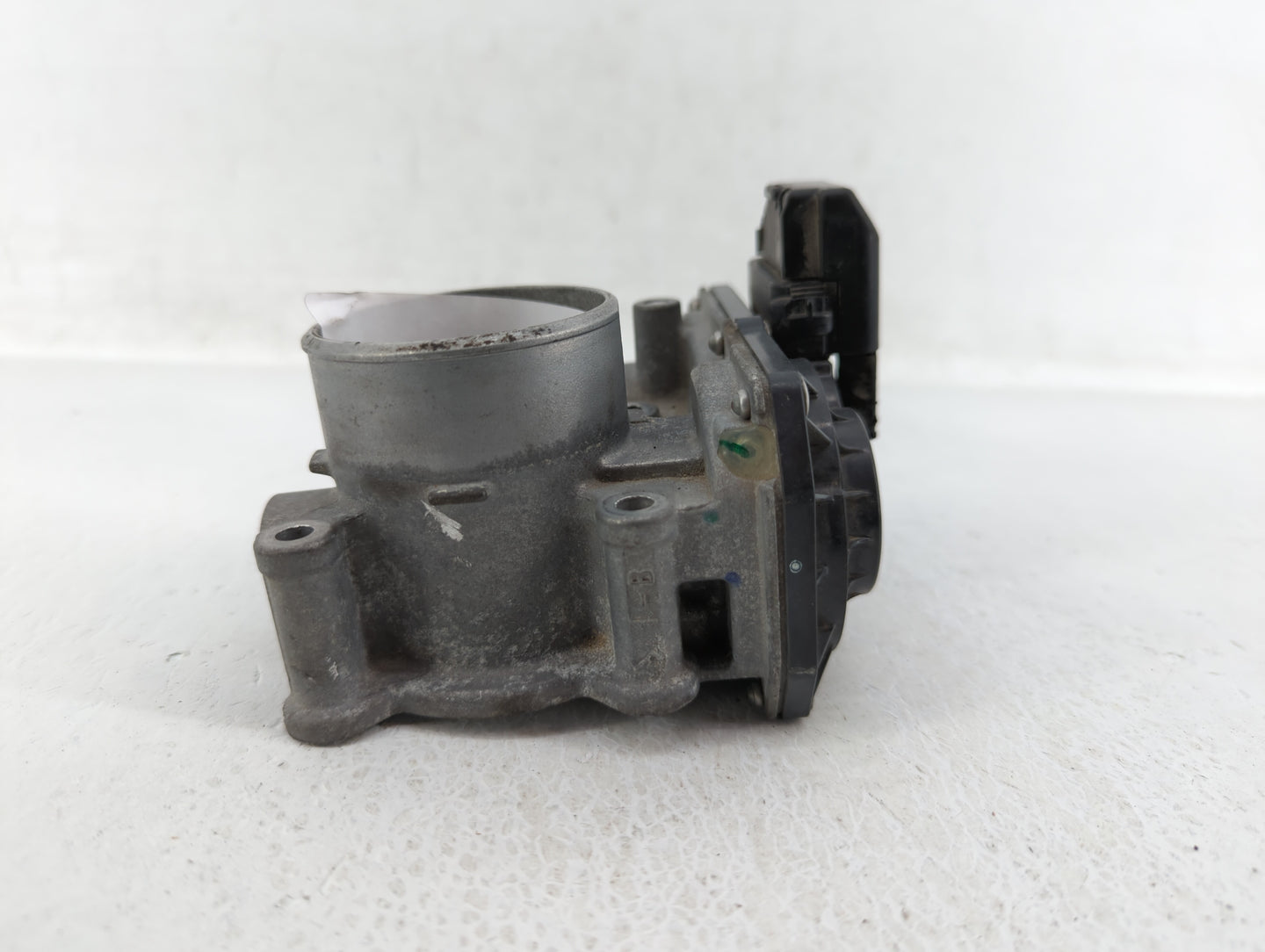2006-2013 Mazda 3 Throttle Body P/N:L3R4 13 640 L3G2 13 640 A, P53N 13 640 Fits Fits 2006 2007 2008 2009 2010 2011 2012 2013