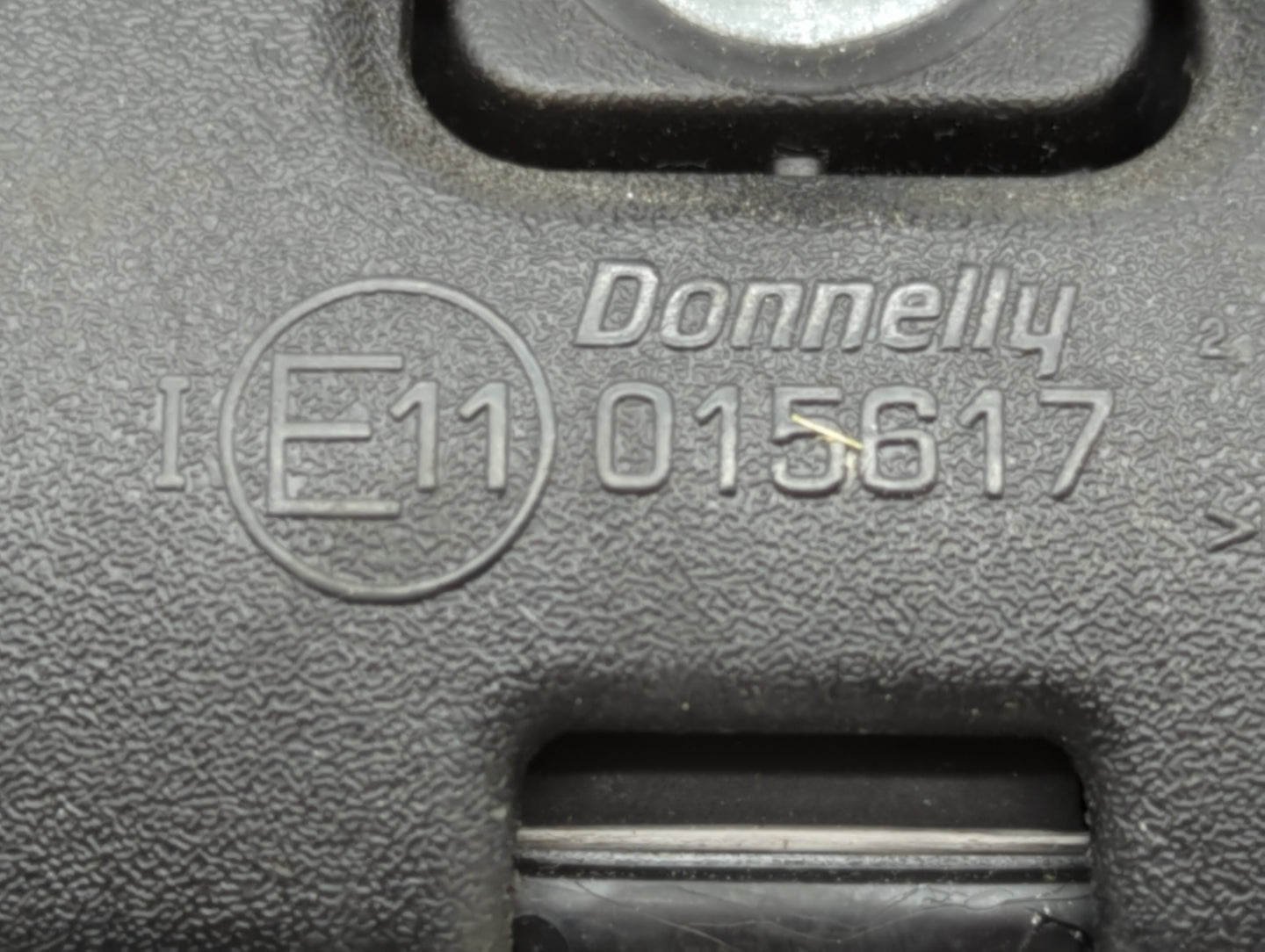 2007 Mazda 3 Interior Rear View Mirror Replacement OEM P/N:E11015617 Fits OEM Used Auto Parts - Oemusedautoparts1.com